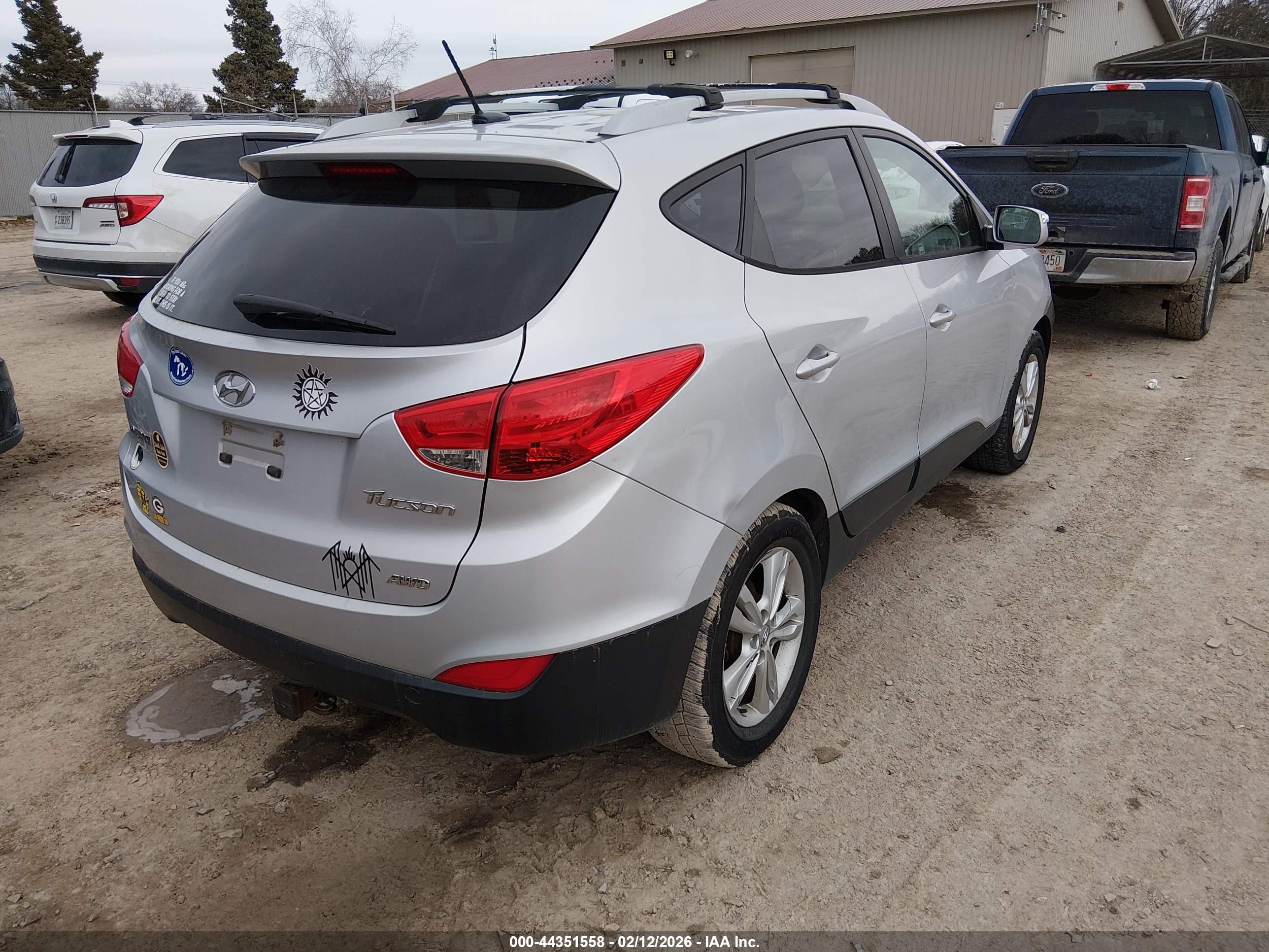HYUNDAI TUCSON image 4