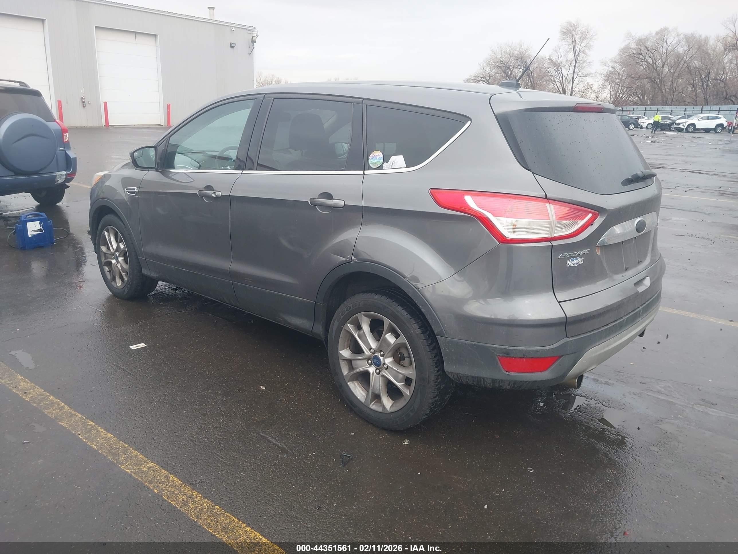FORD ESCAPE image 3