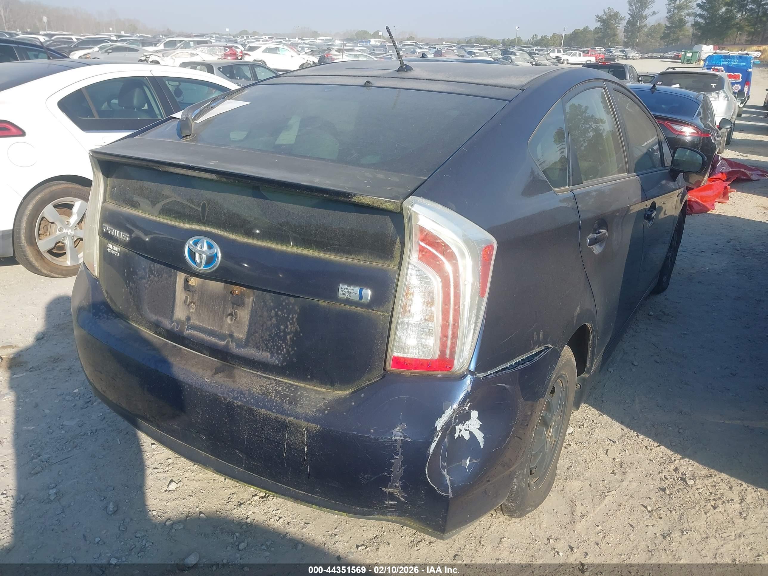 TOYOTA PRIUS image 4