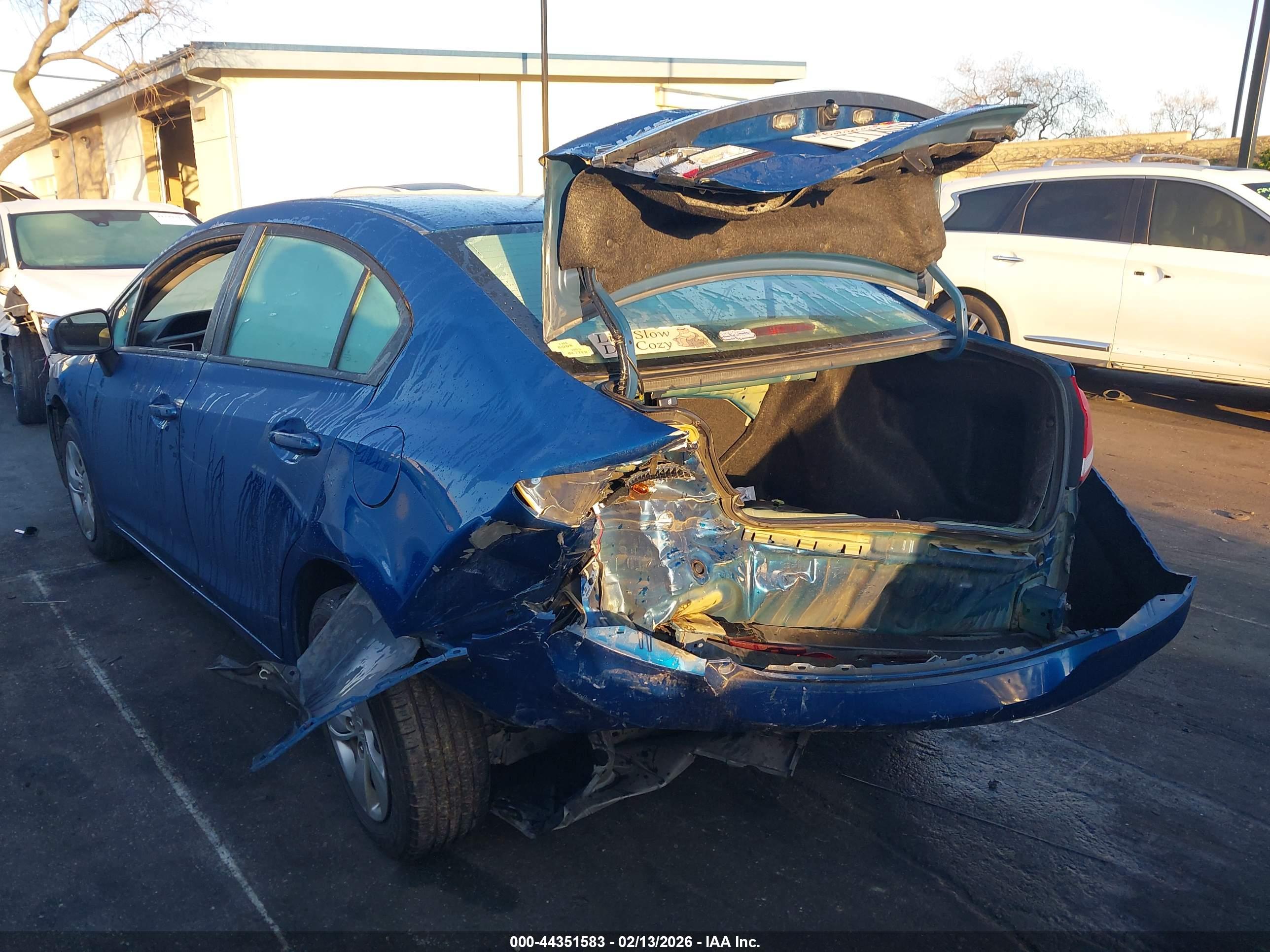 HONDA CIVIC image 3