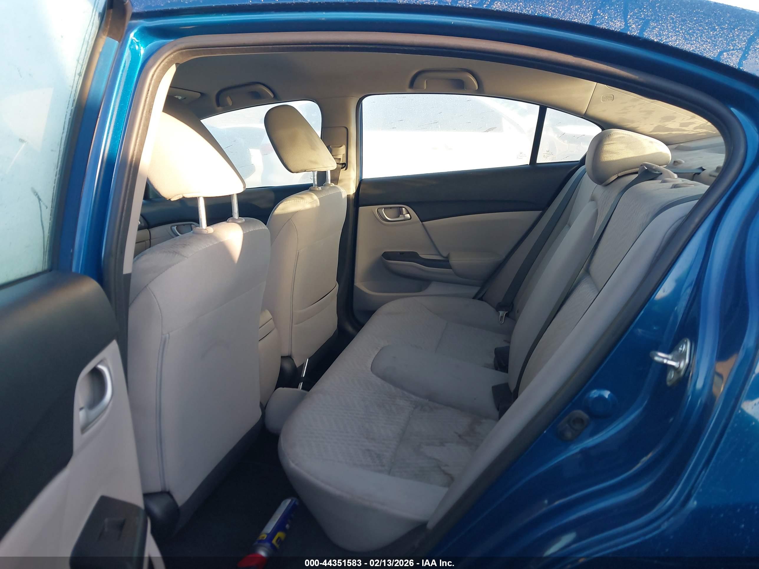 HONDA CIVIC image 8