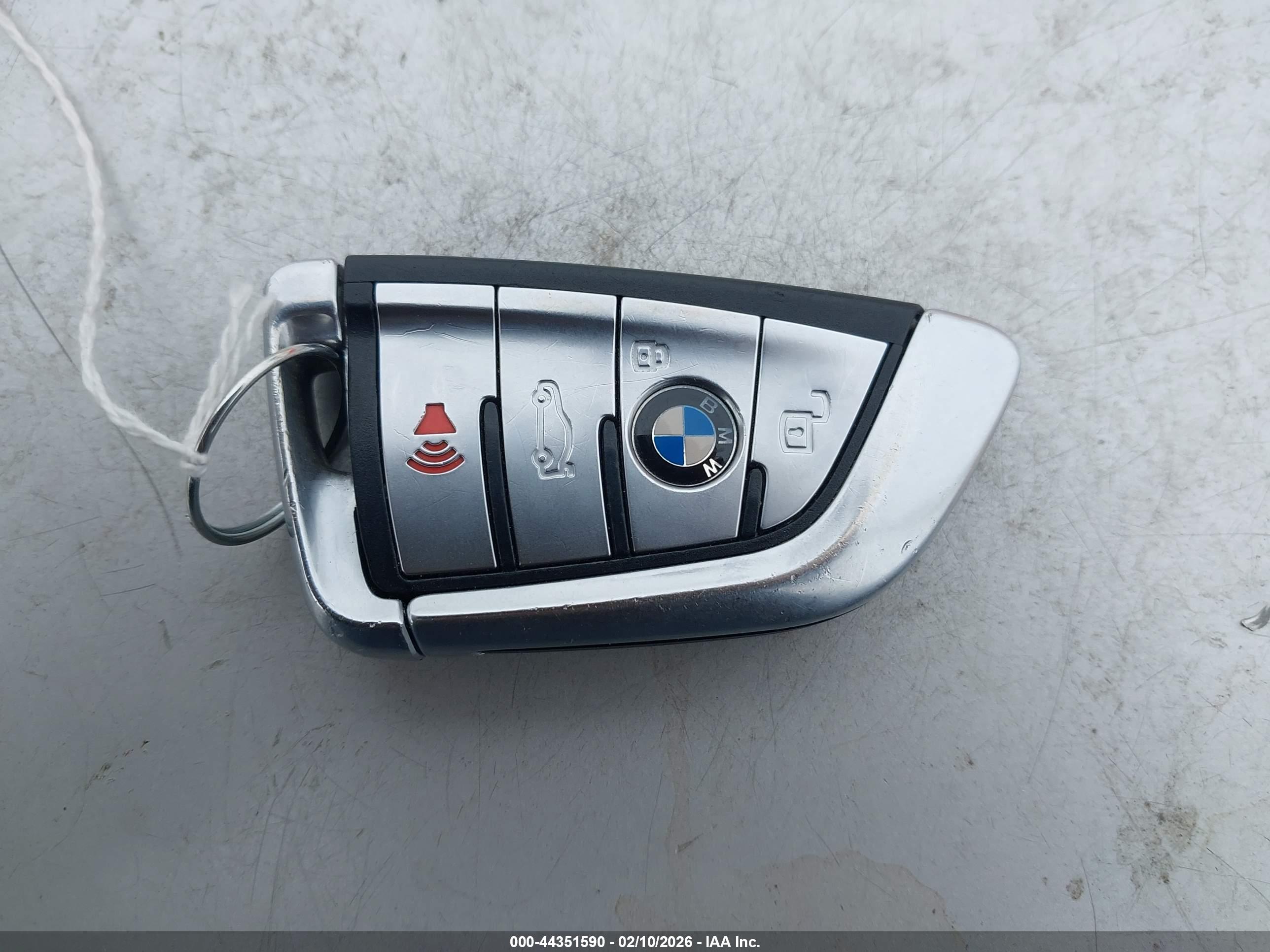 BMW 840I image 11