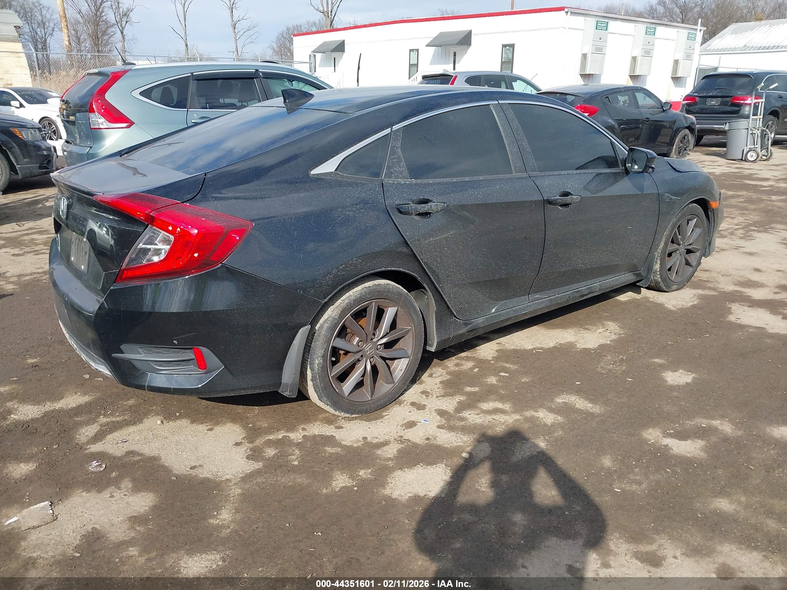 HONDA CIVIC image 4