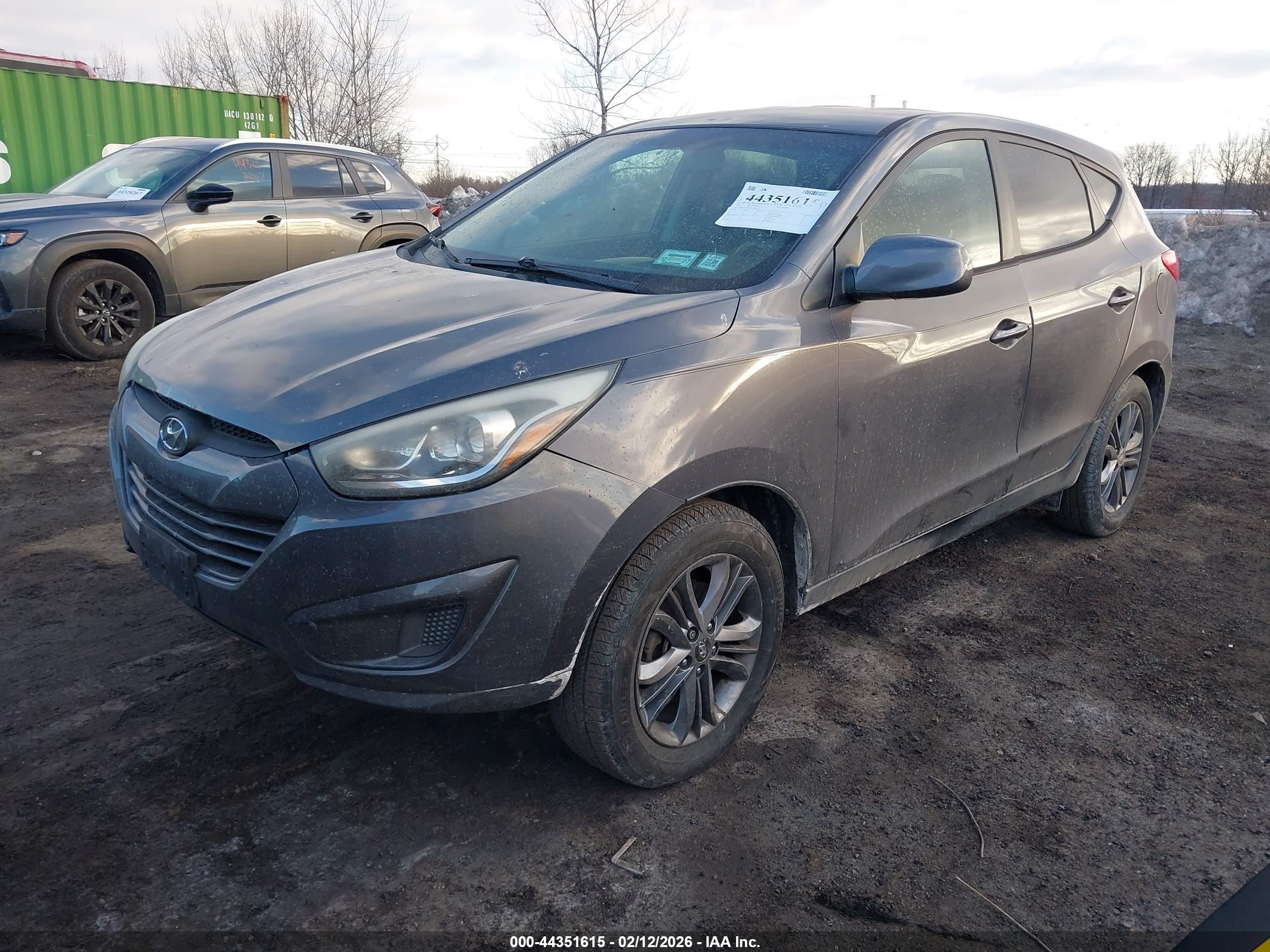HYUNDAI TUCSON image 2