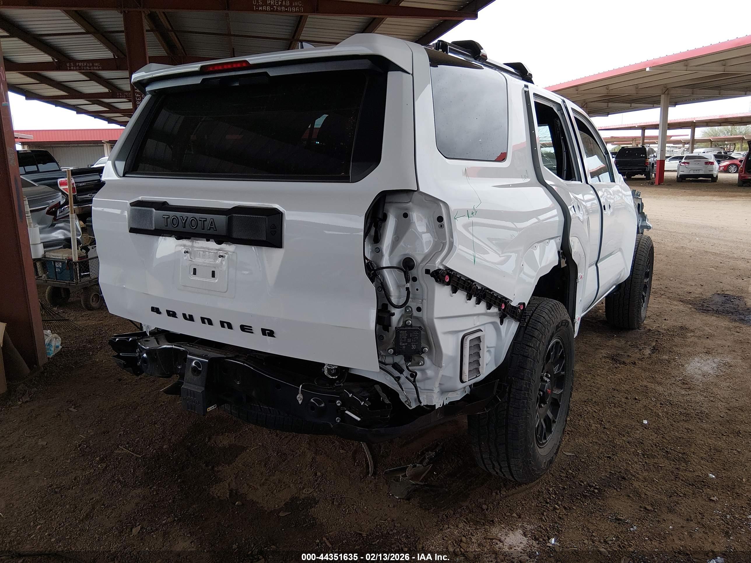 TOYOTA 4RUNNER image 4
