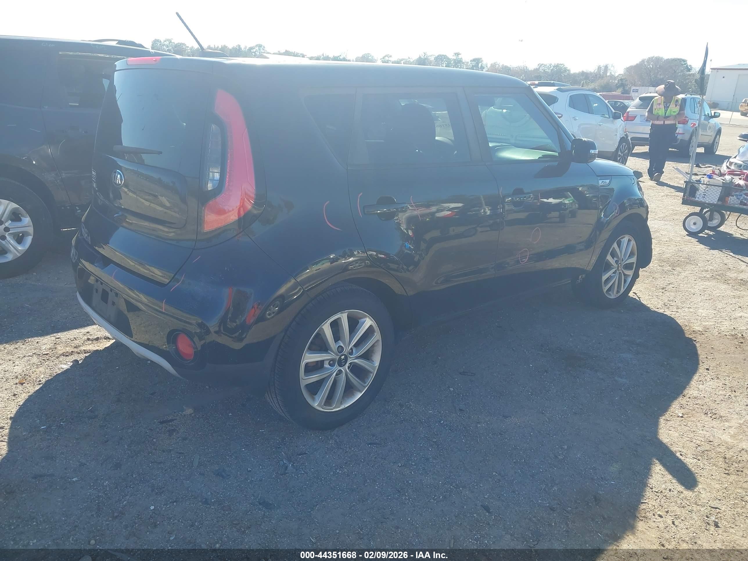 KIA SOUL image 4