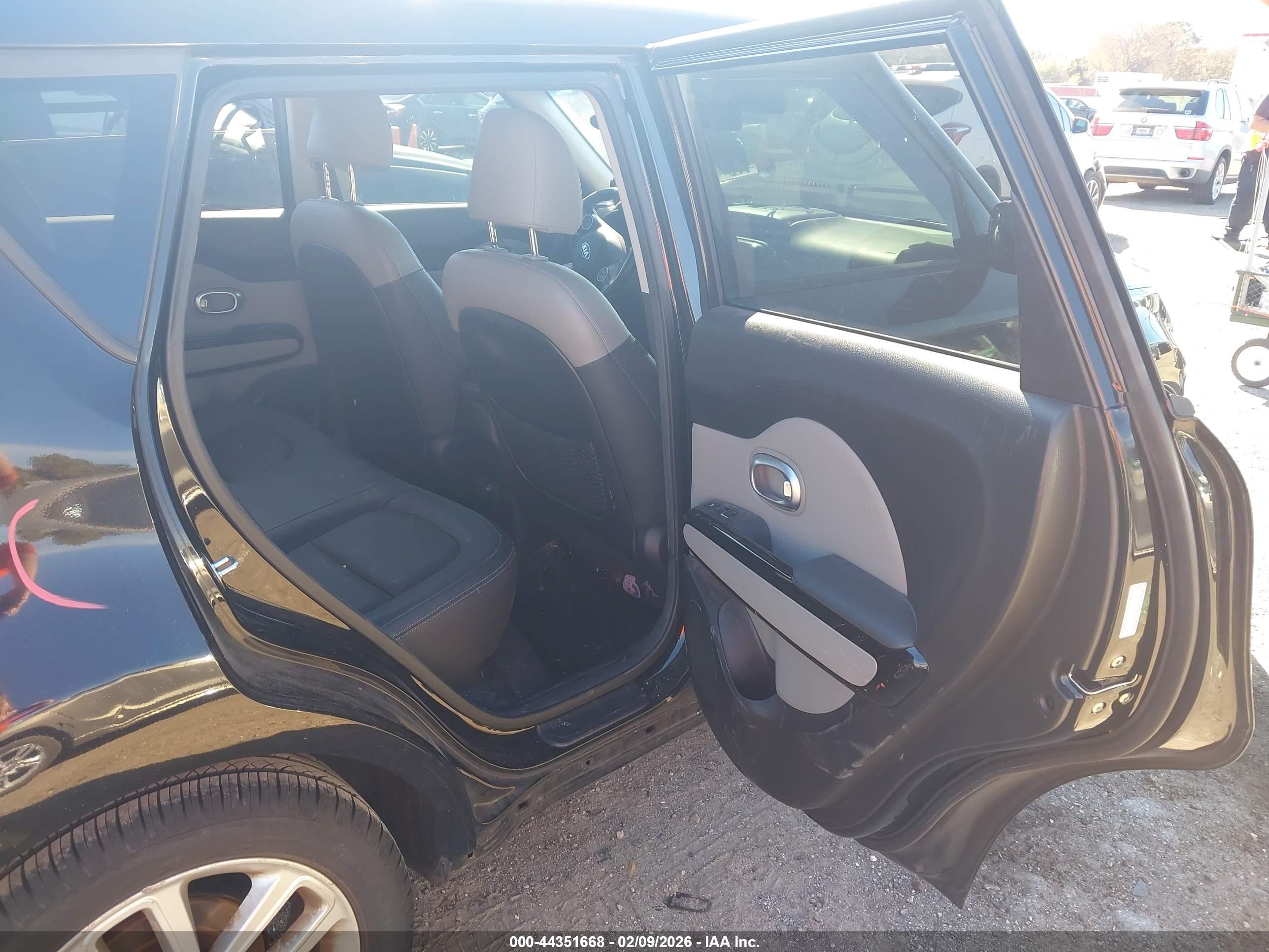 KIA SOUL image 8
