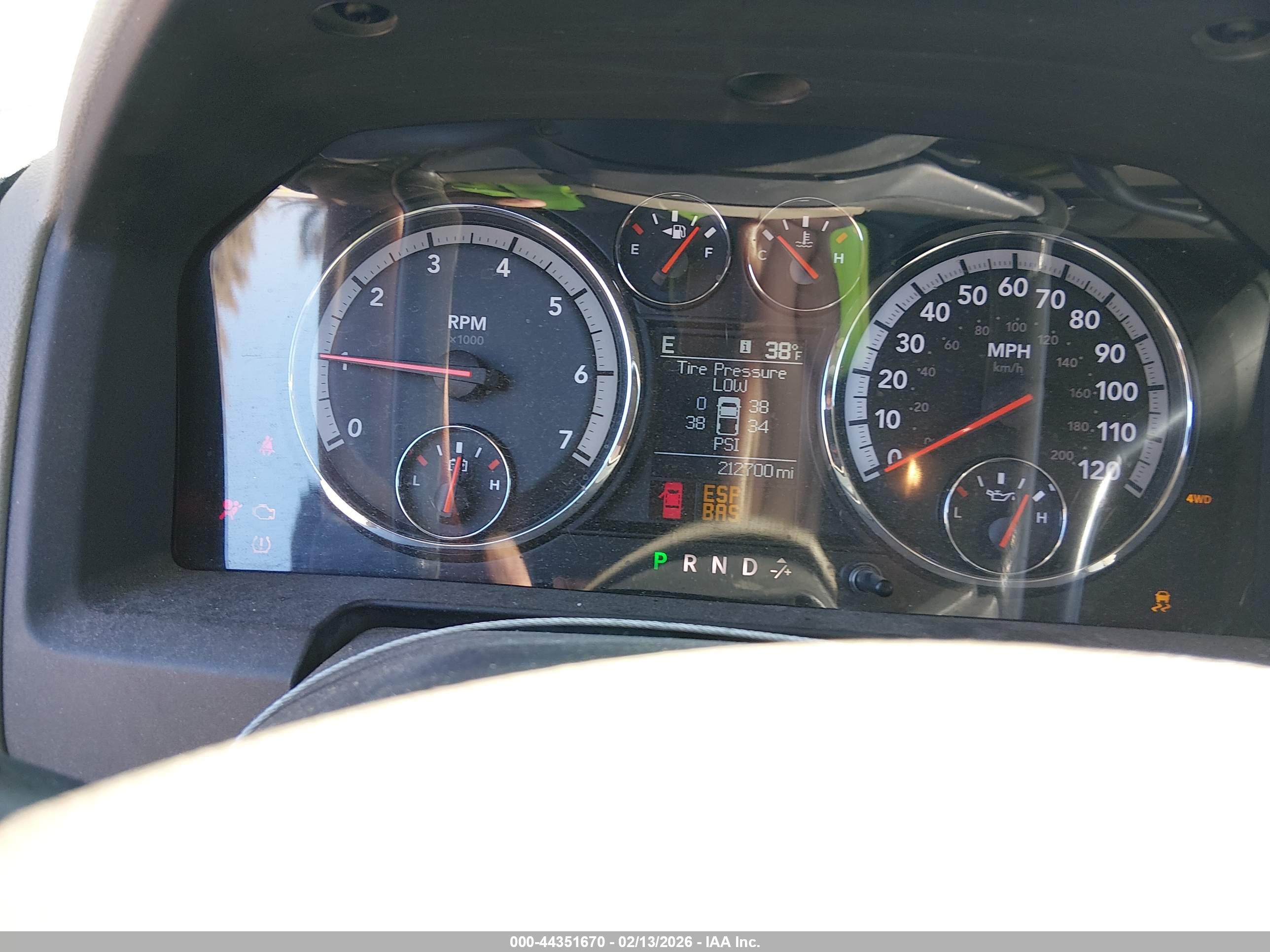 DODGE RAM image 7