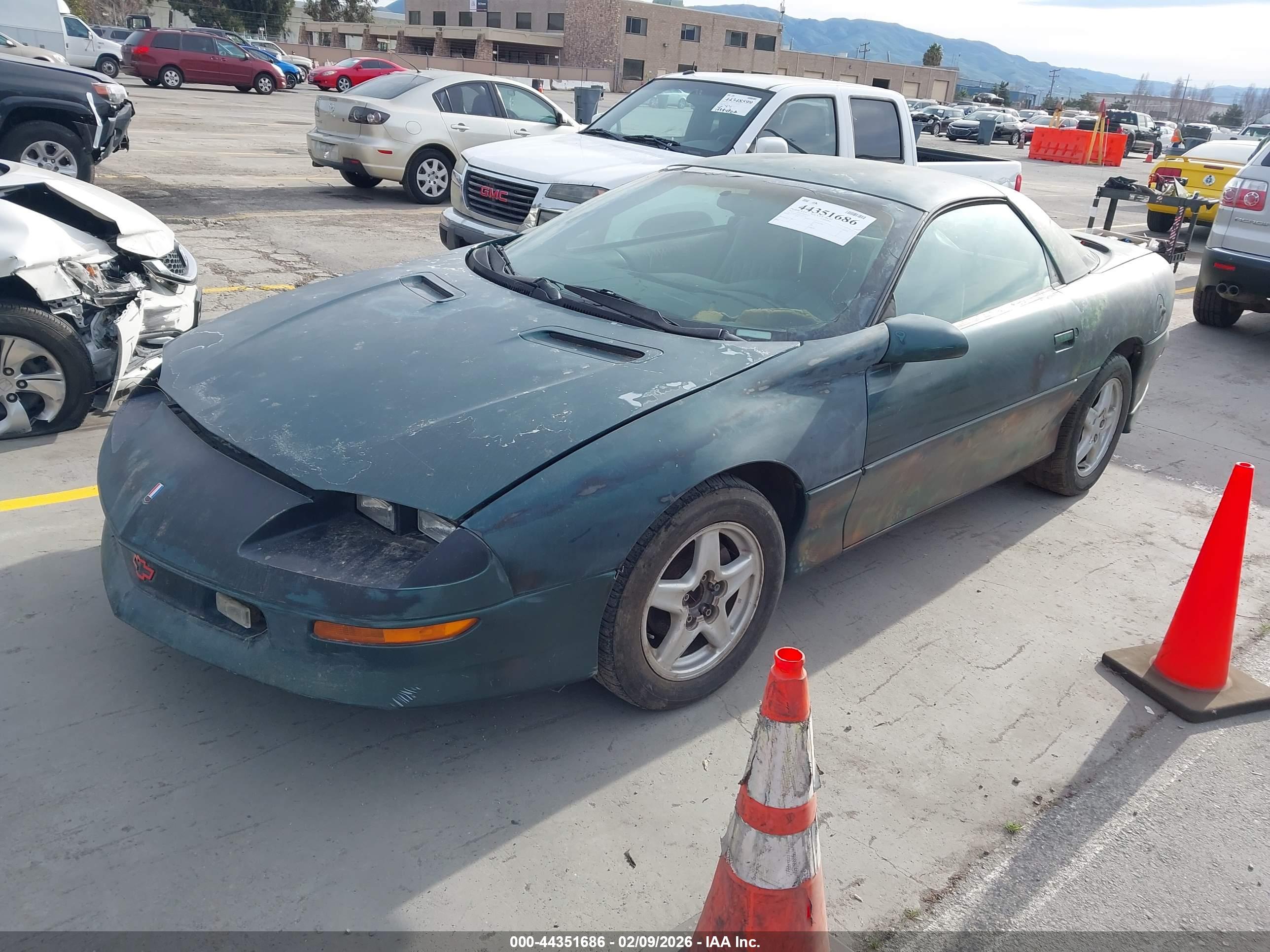 CHEVROLET CAMARO image 2