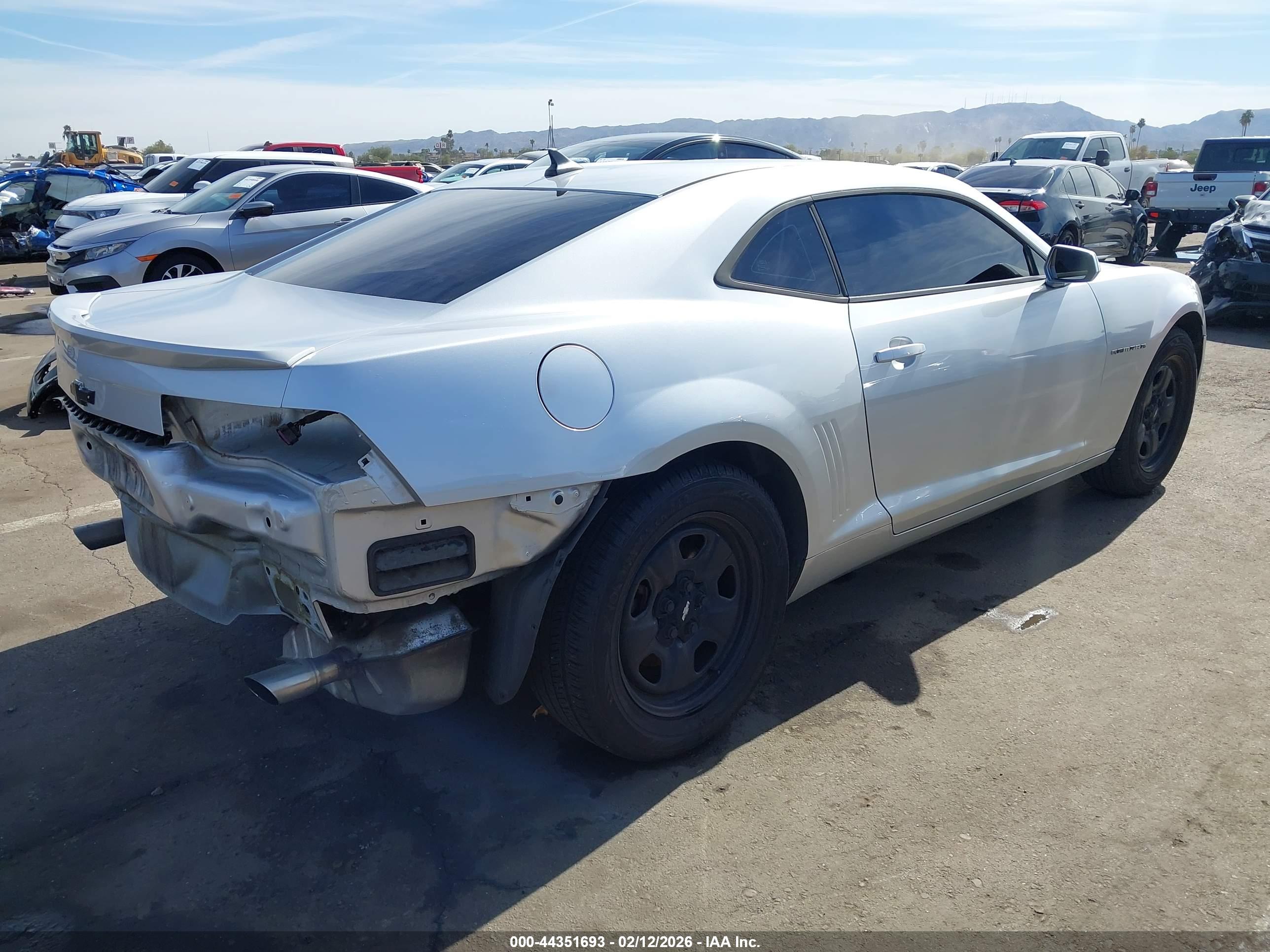 CHEVROLET CAMARO image 4