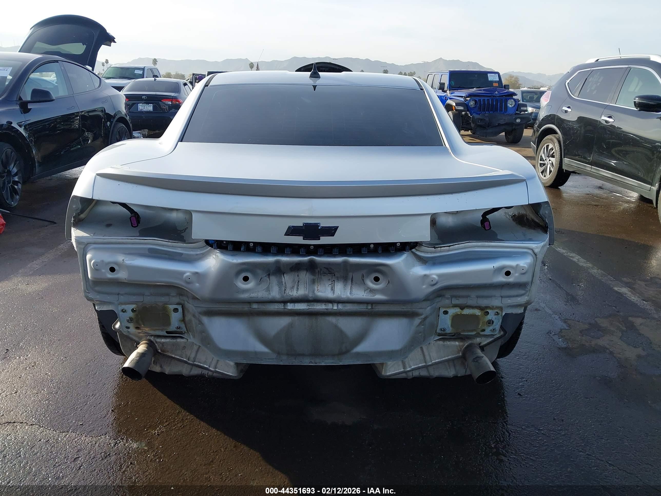 CHEVROLET CAMARO image 6