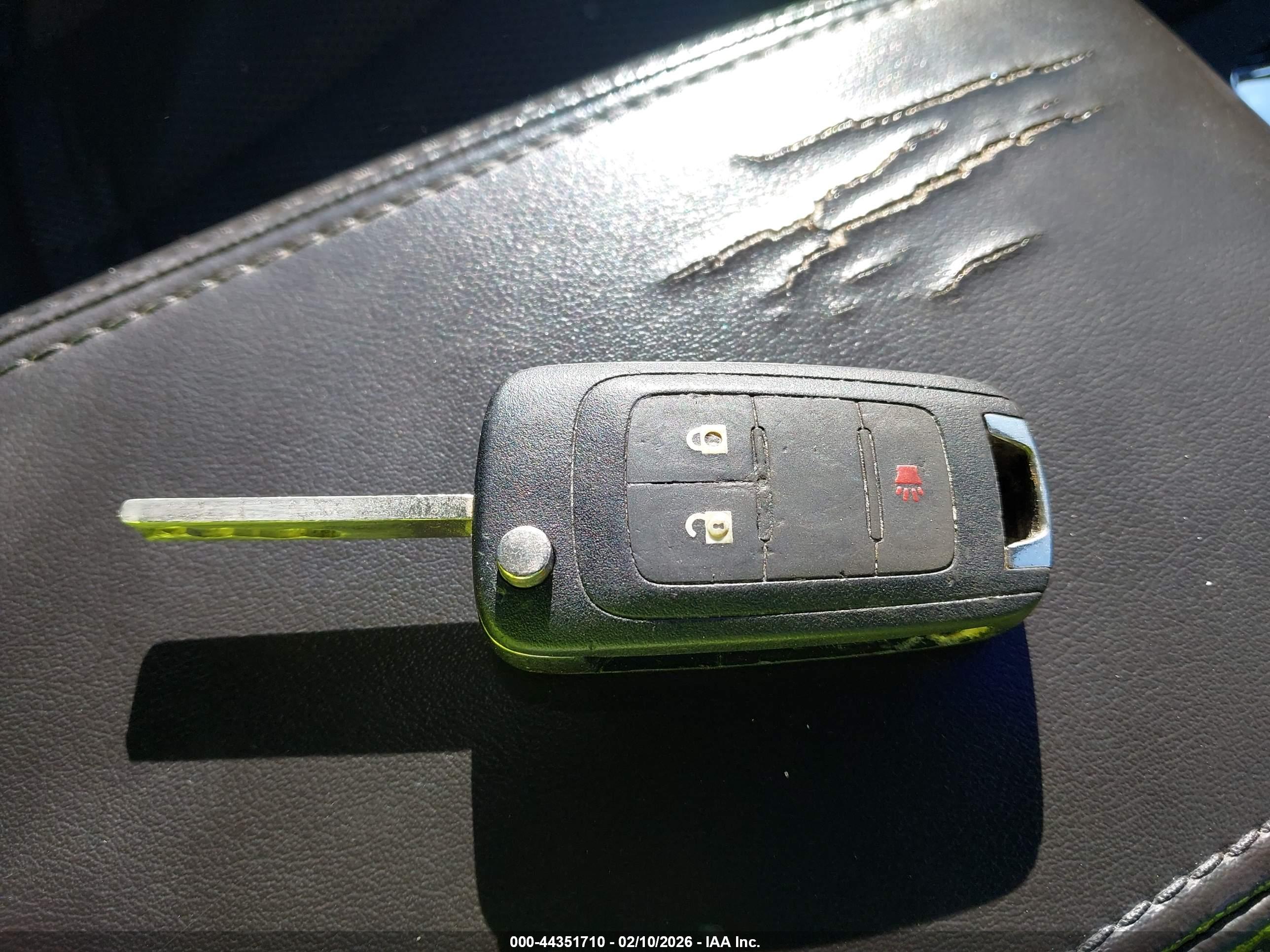 CHEVROLET EQUINOX image 11