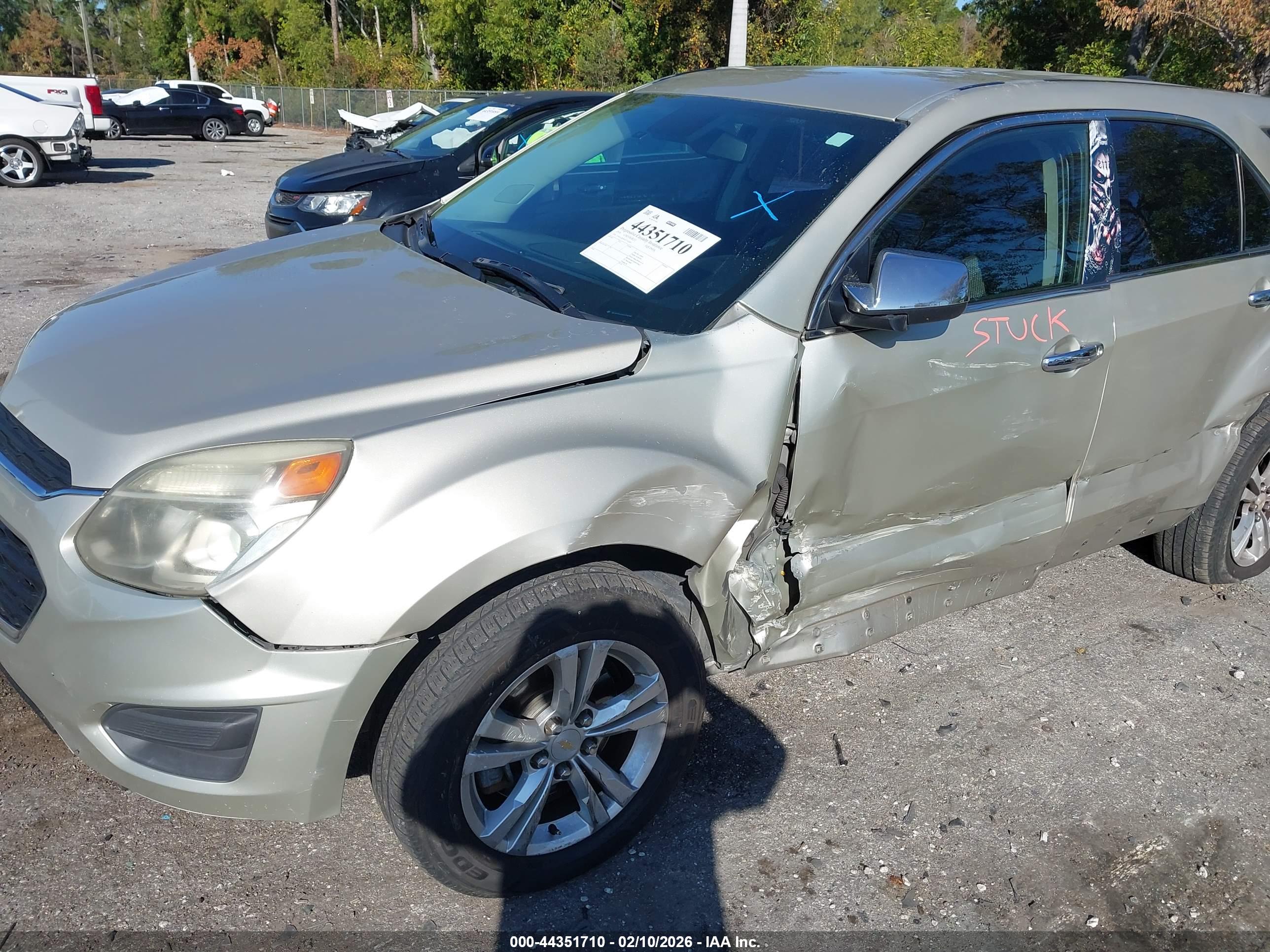 CHEVROLET EQUINOX image 6
