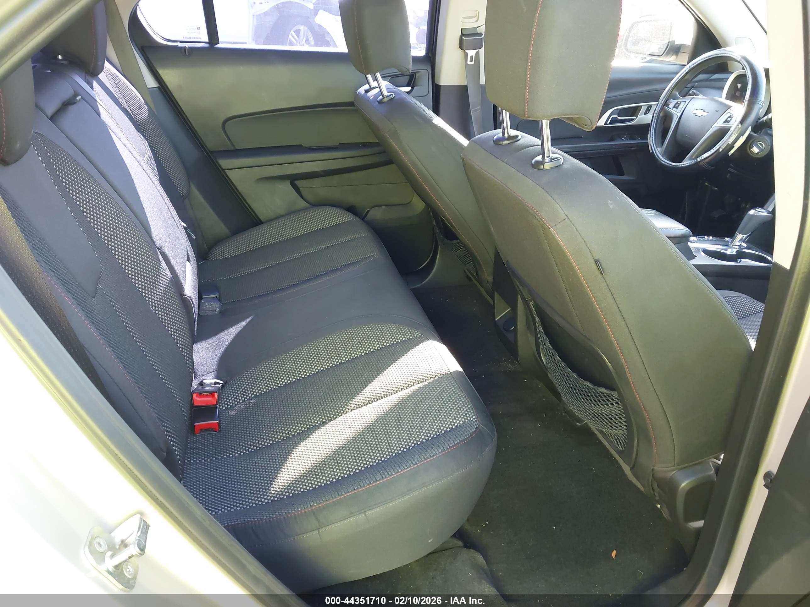 CHEVROLET EQUINOX image 8