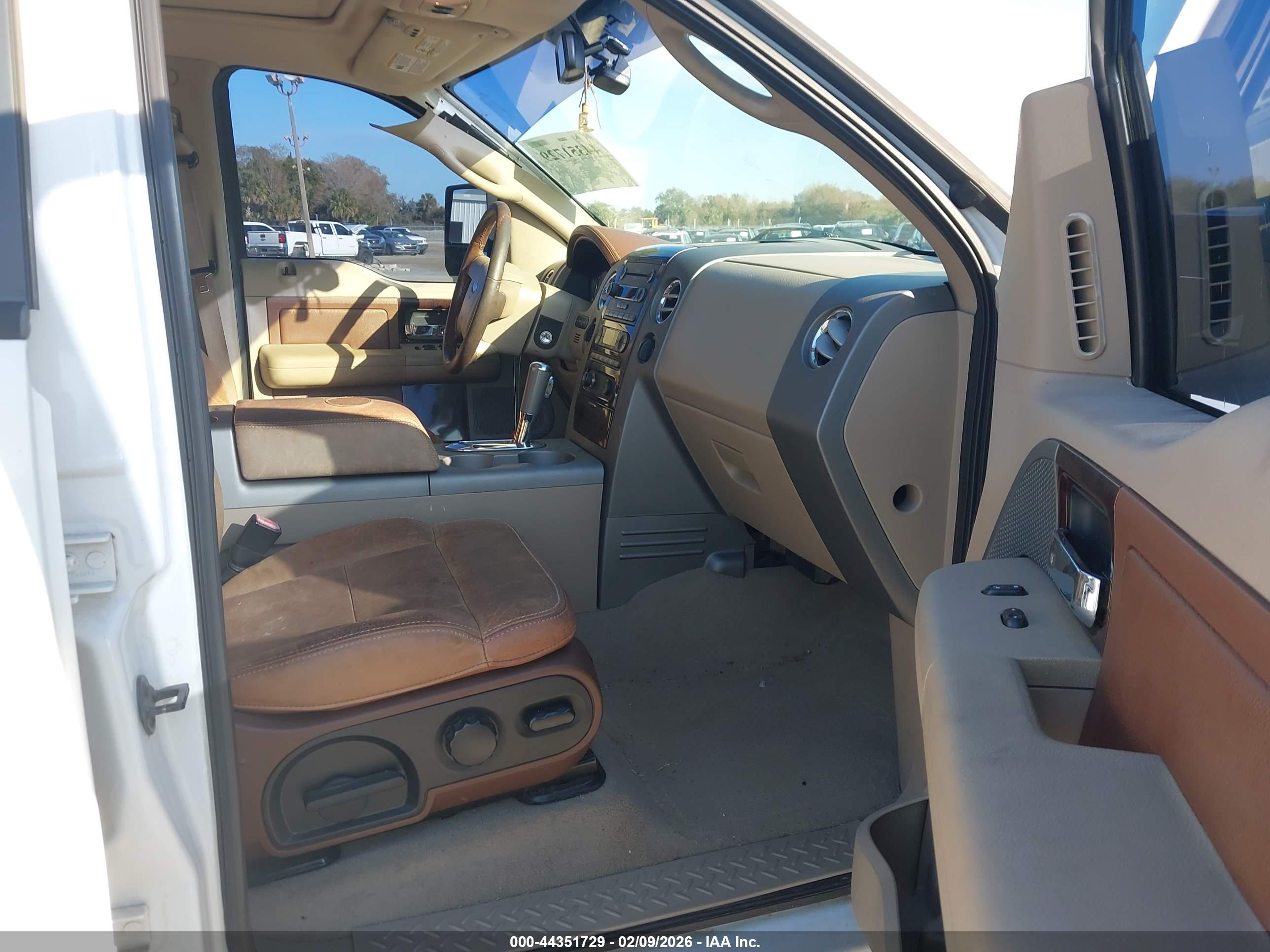 FORD F-150 image 5