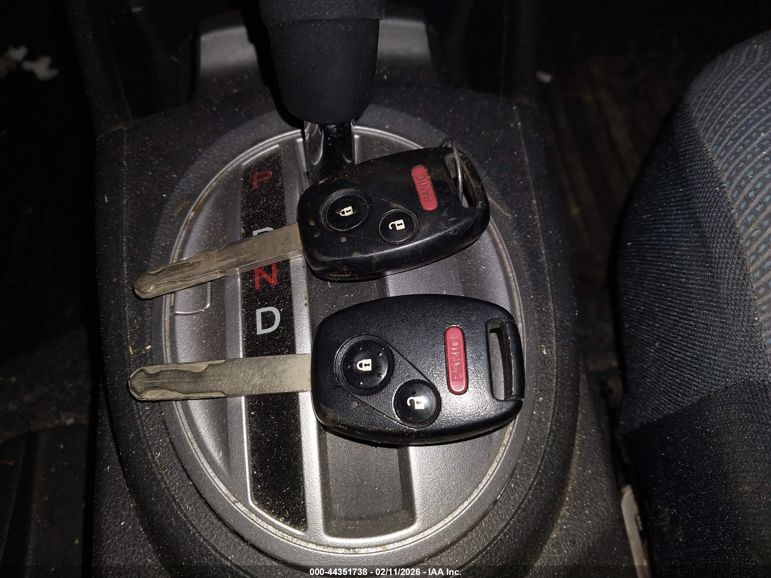 HONDA FIT image 11