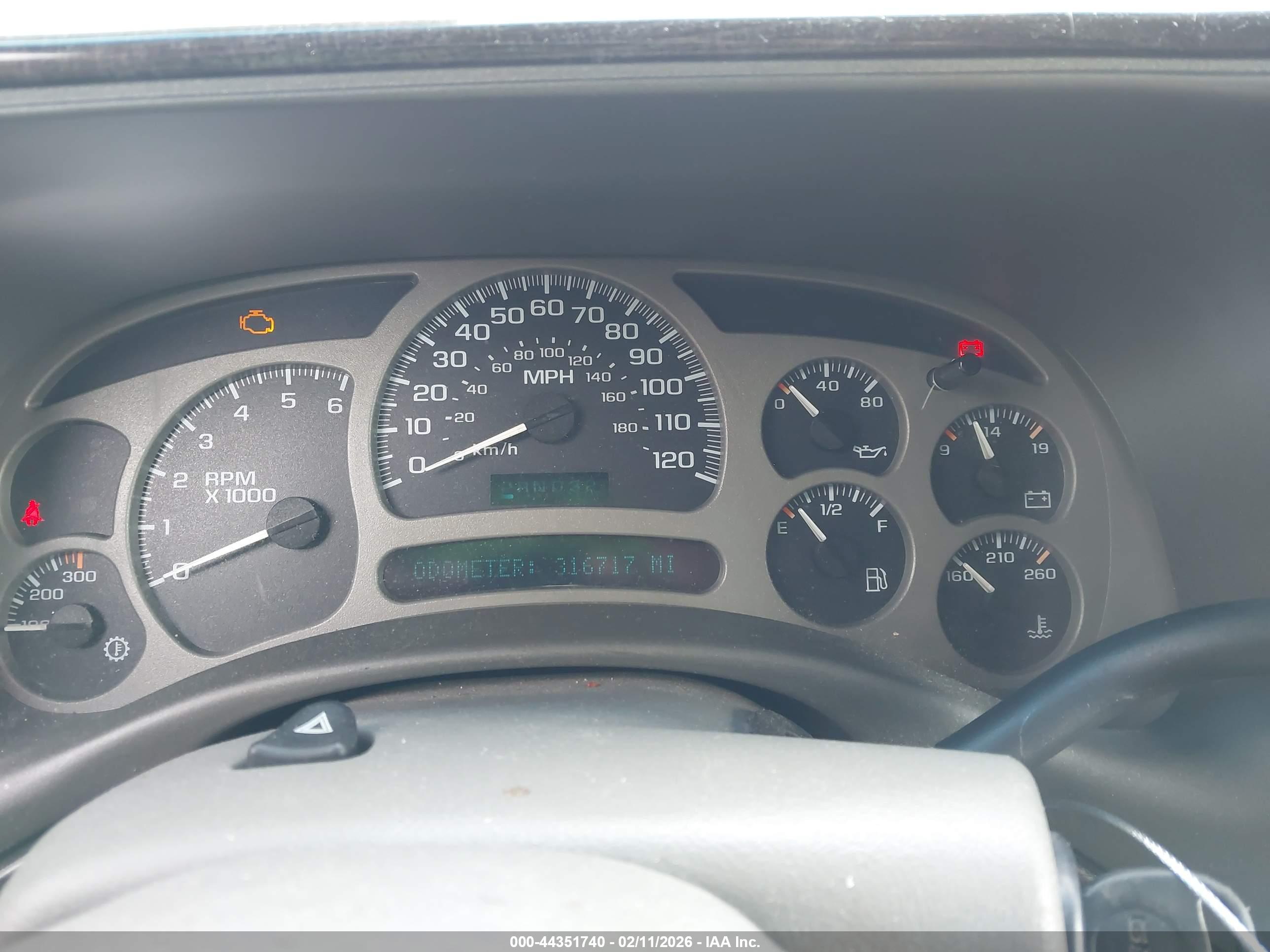 GMC YUKON image 7
