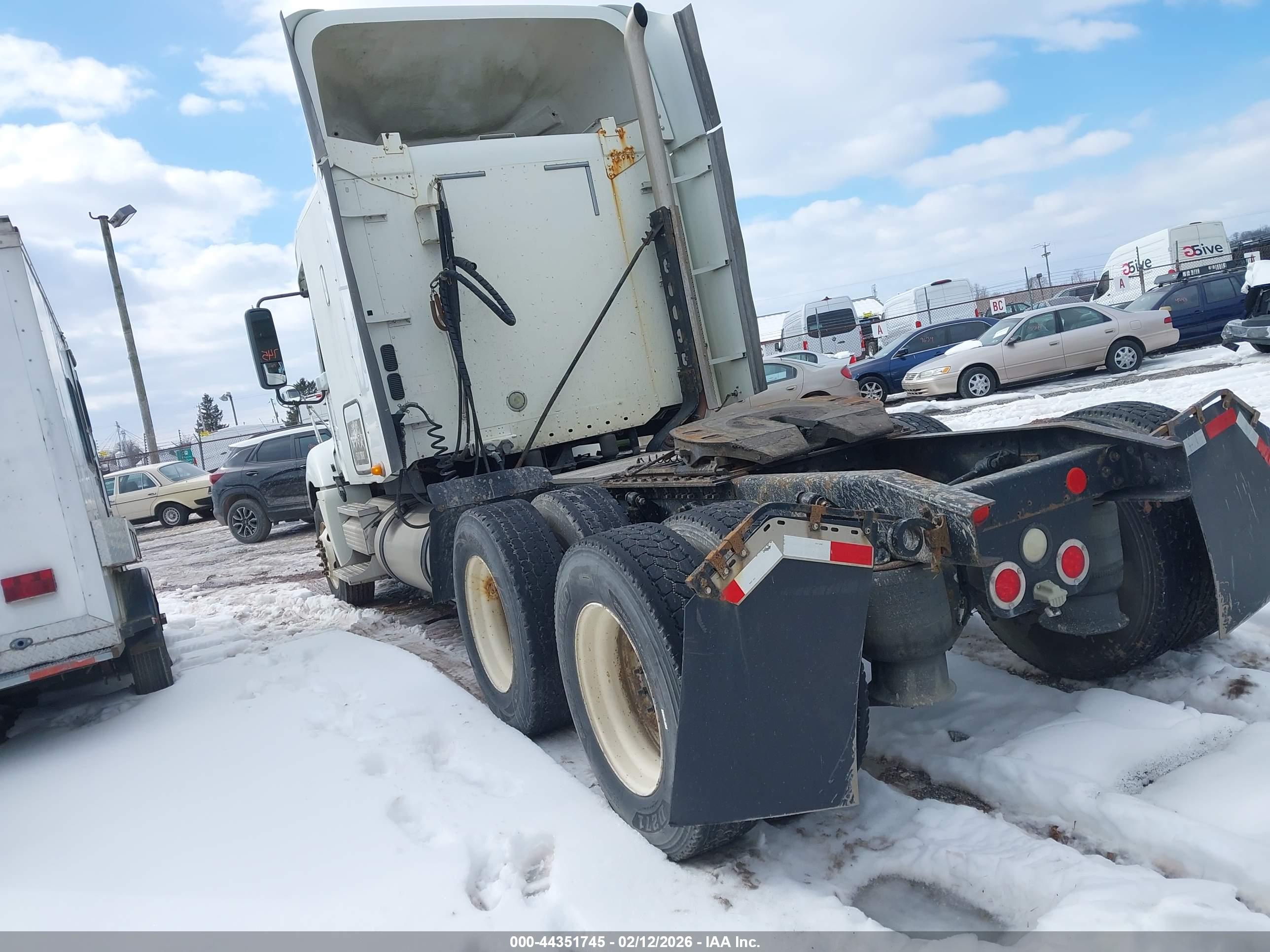 FREIGHTLINER CONVENTIONAL image 3
