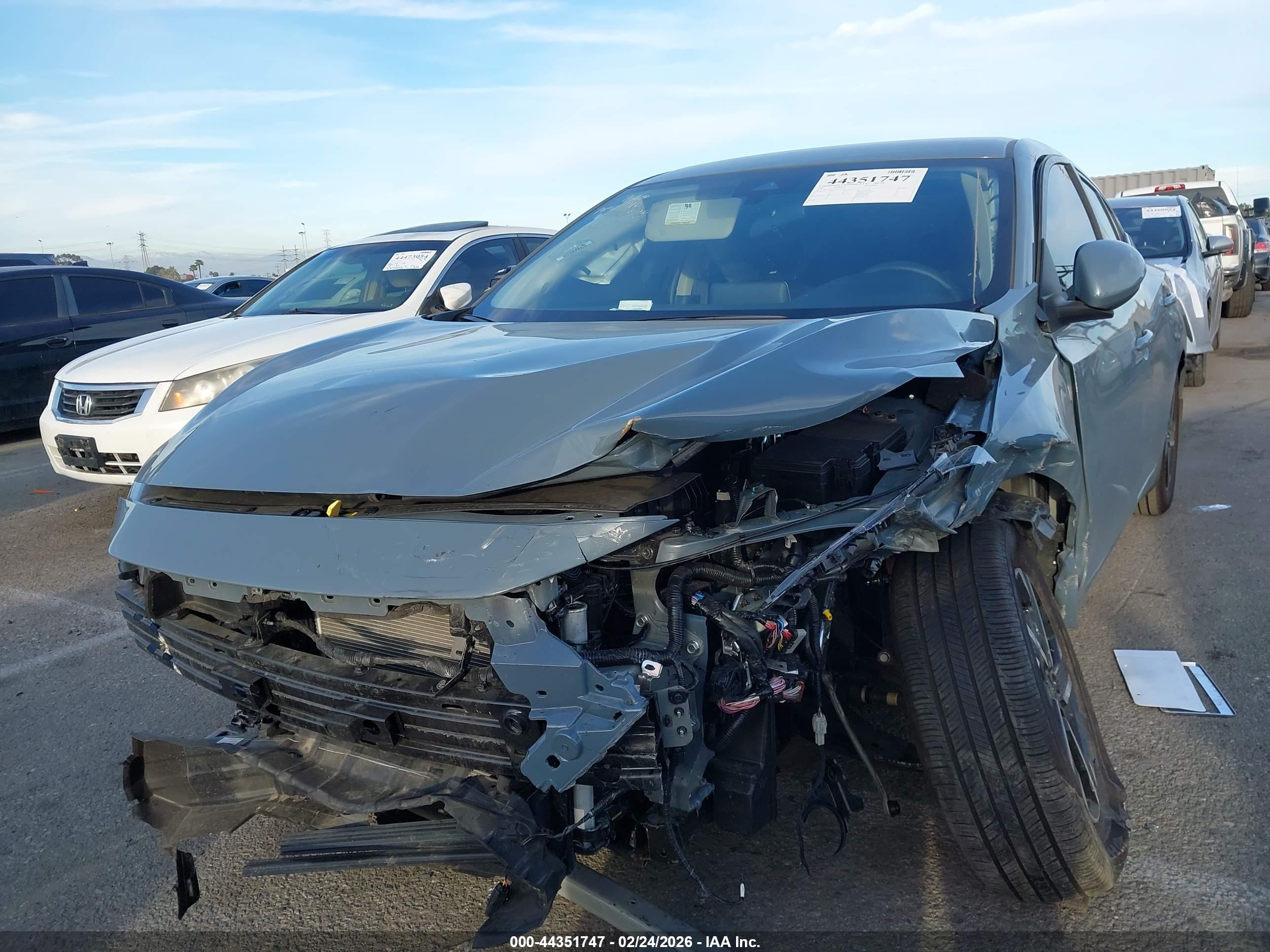 NISSAN SENTRA image 6