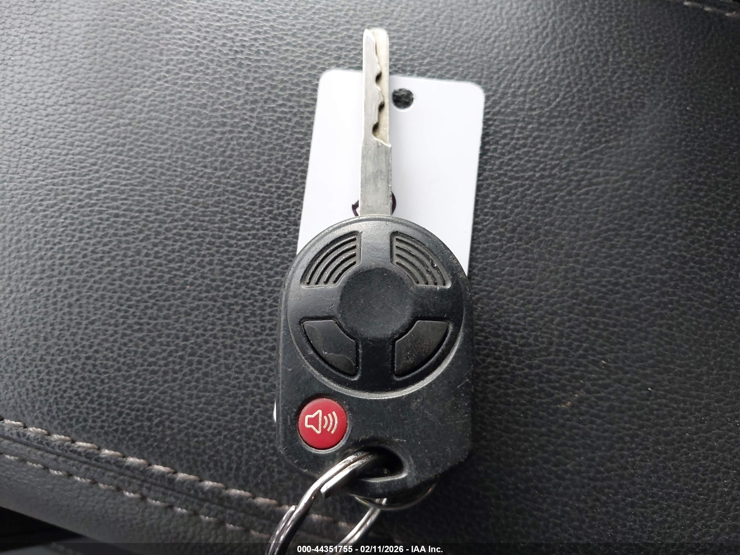 FORD ESCAPE image 11