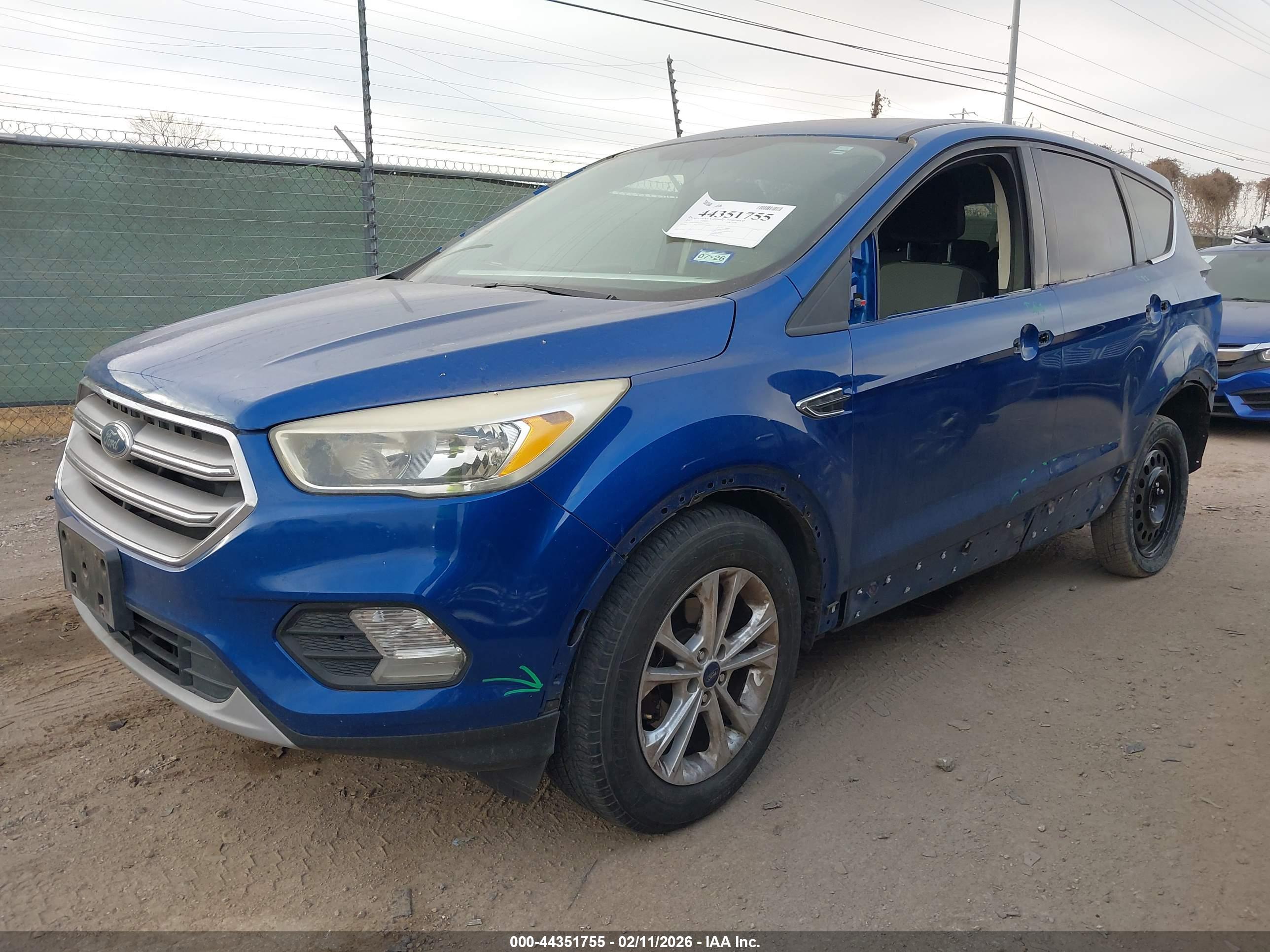 FORD ESCAPE image 2