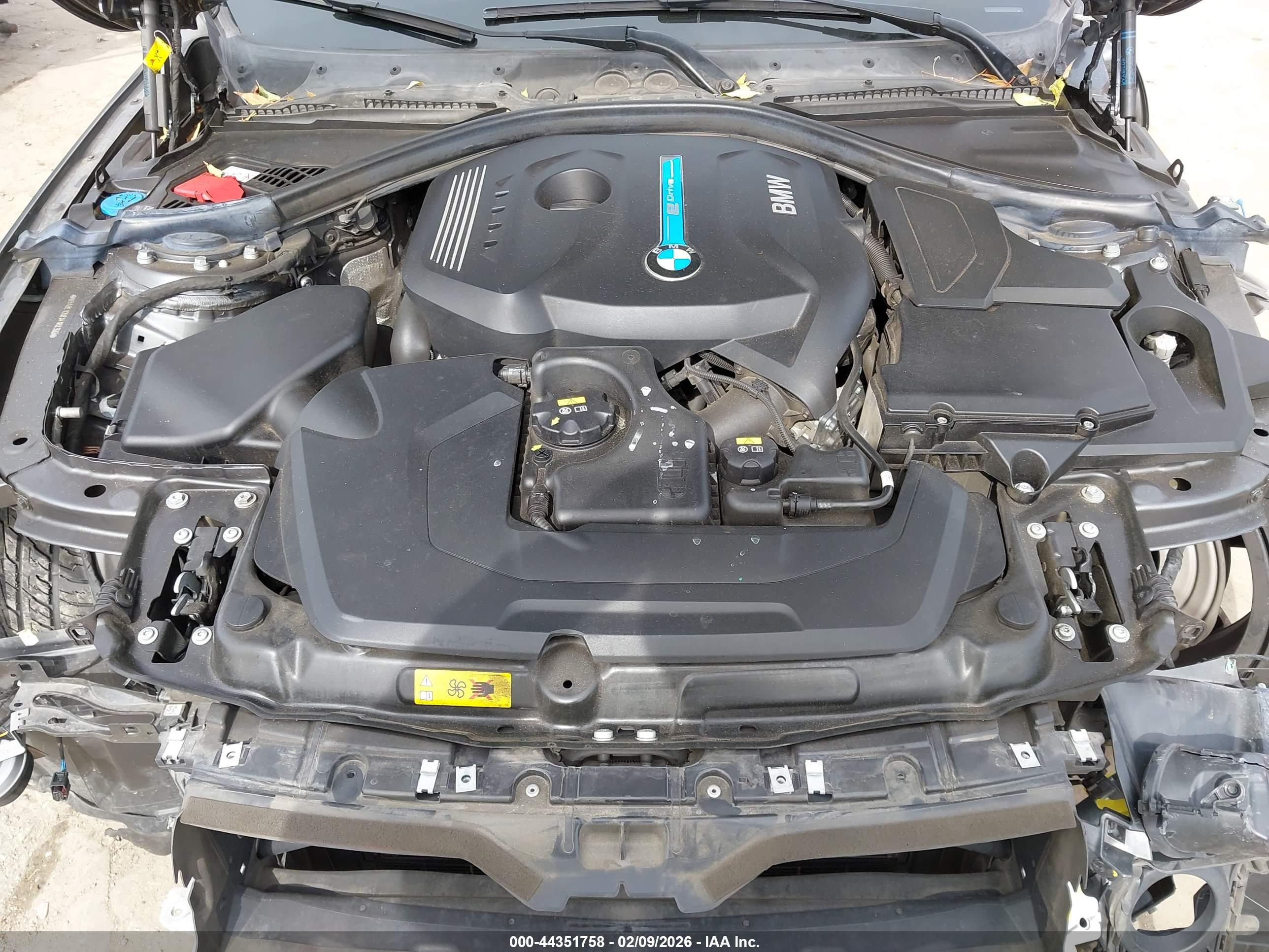 BMW 330E image 10
