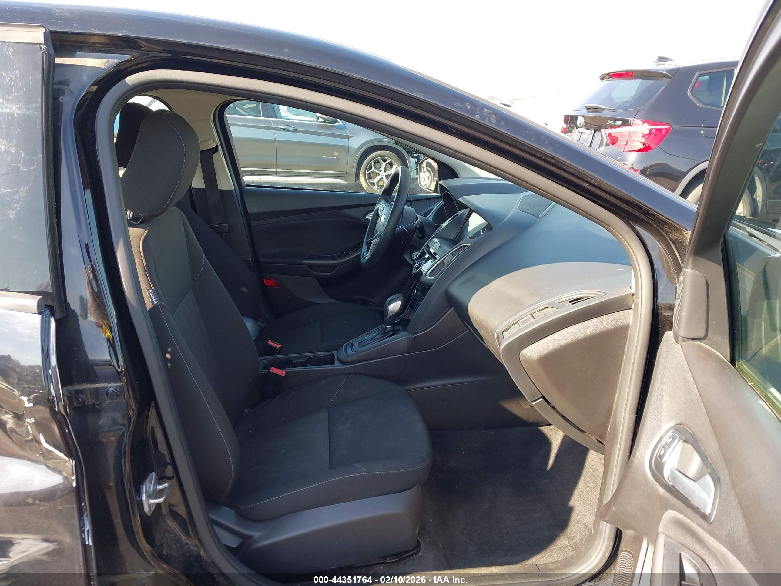 FORD FOCUS image 5