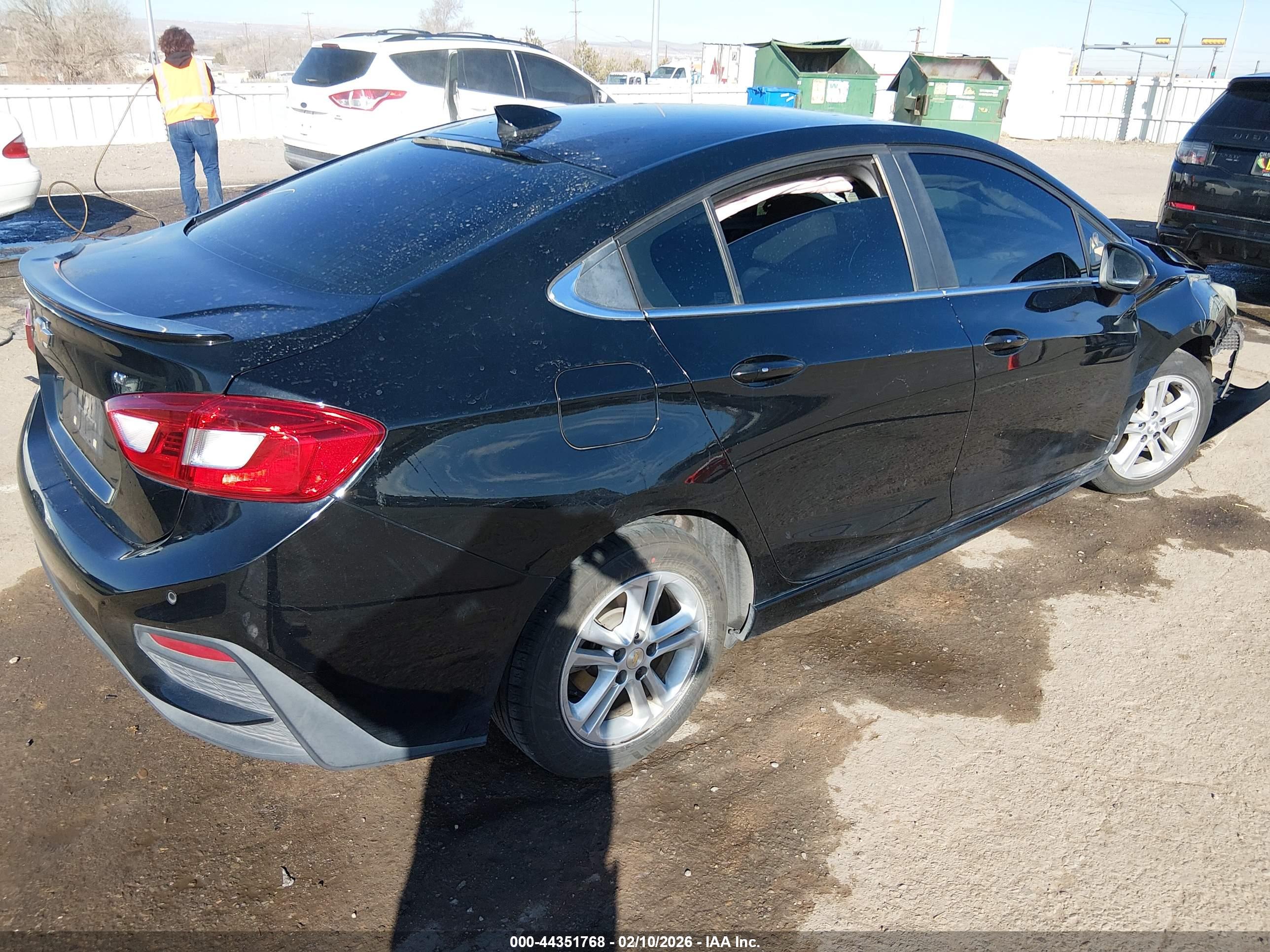 CHEVROLET CRUZE image 4