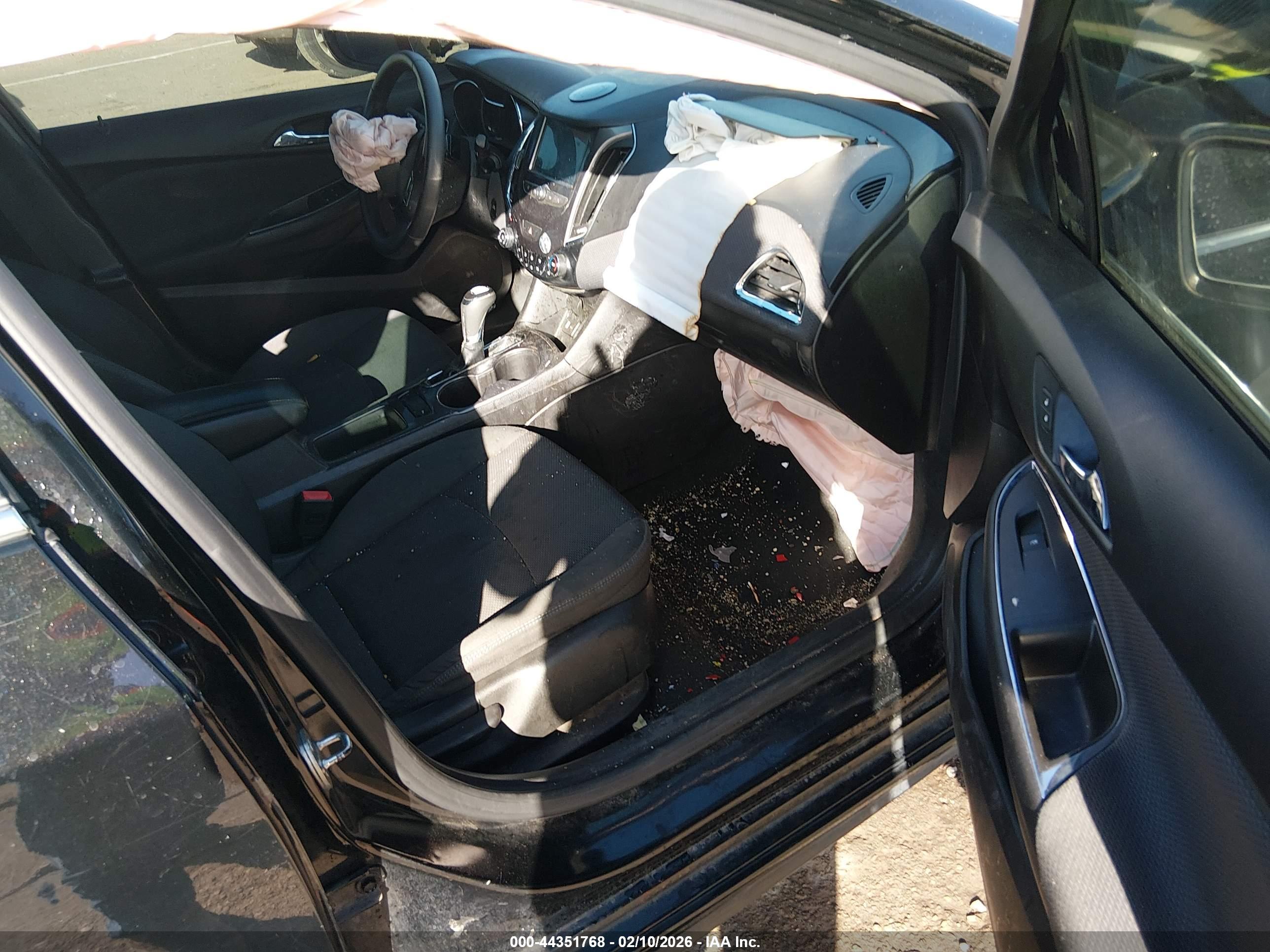 CHEVROLET CRUZE image 5