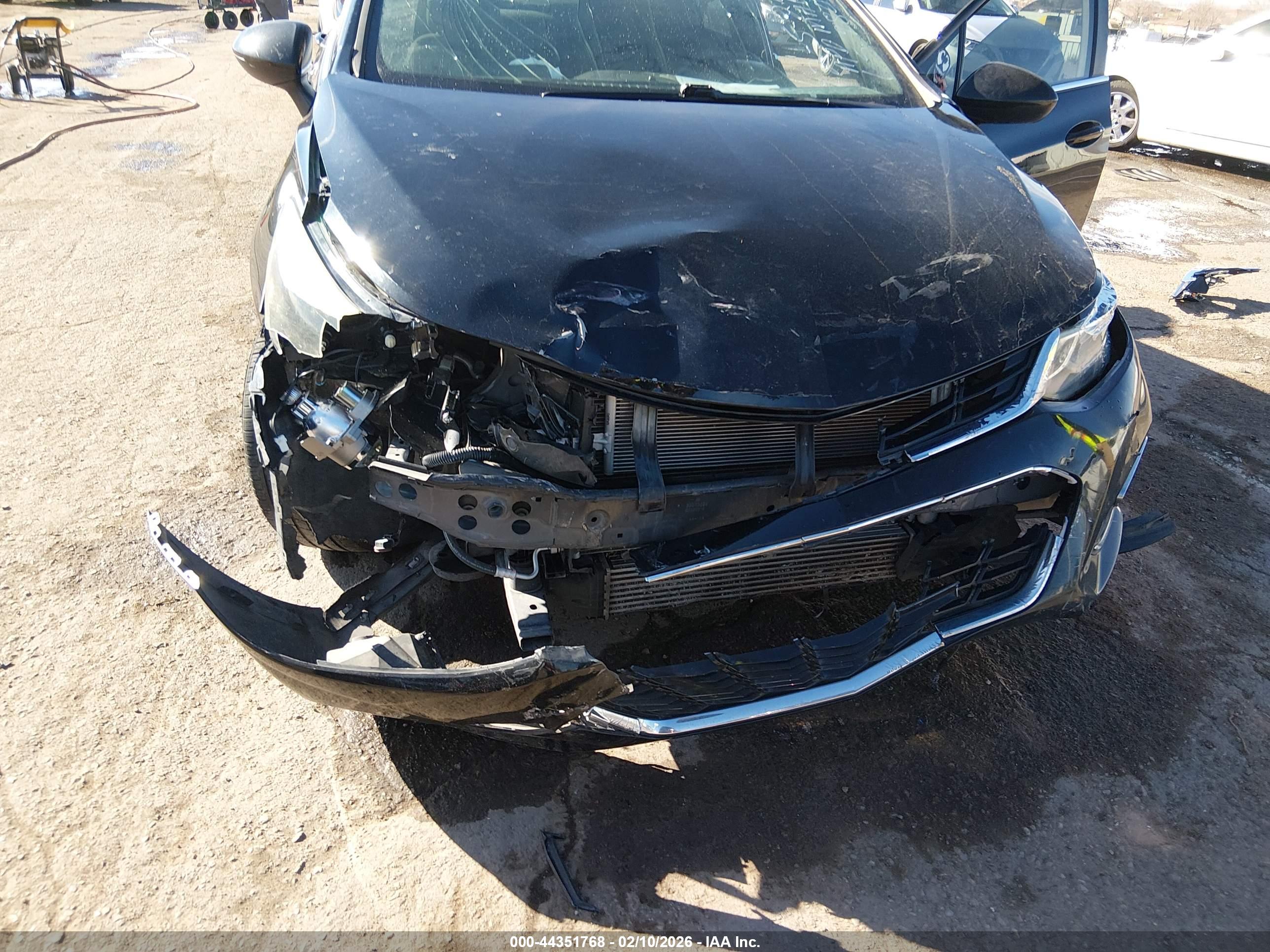 CHEVROLET CRUZE image 6