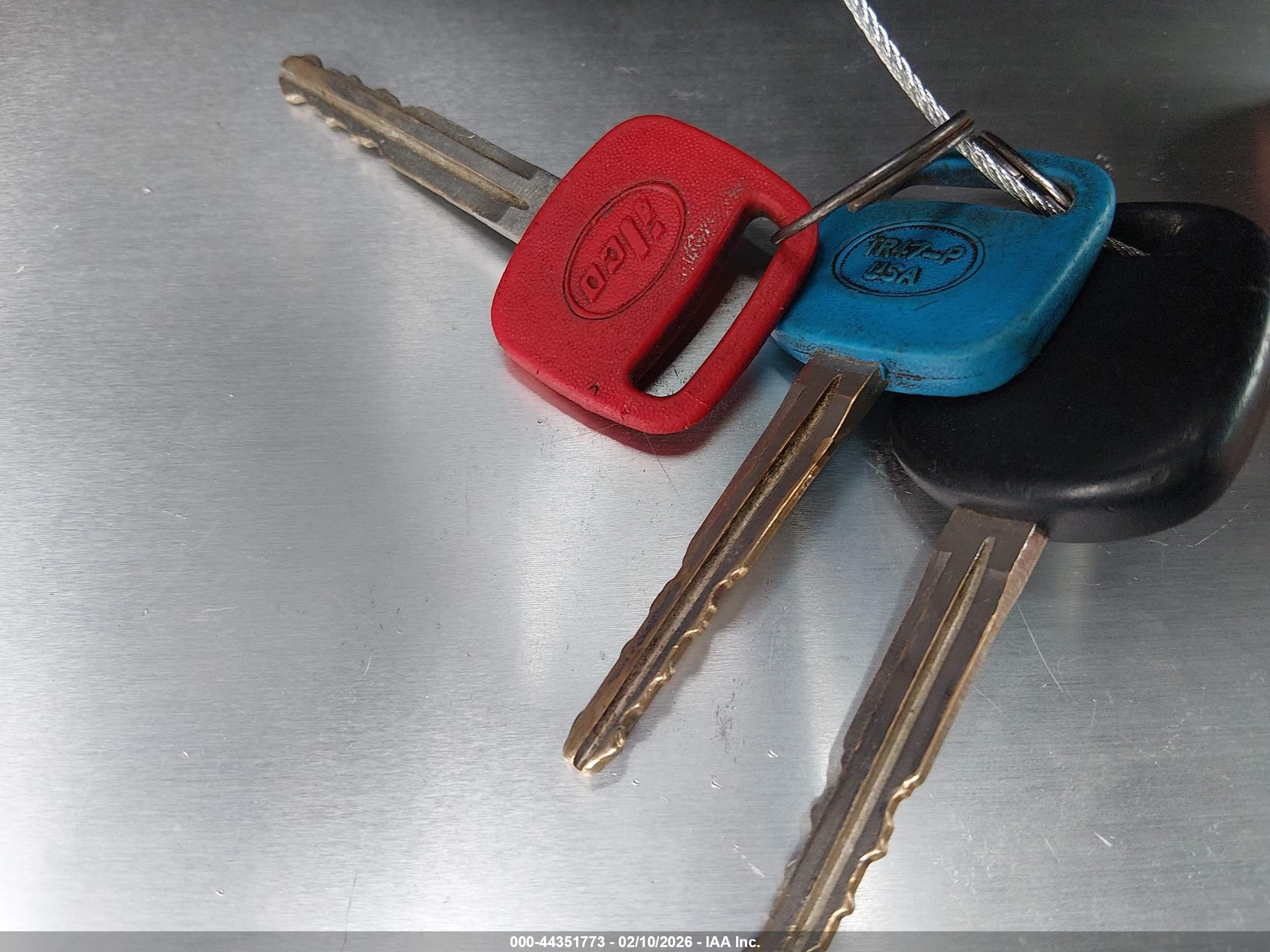 PONTIAC VIBE image 11