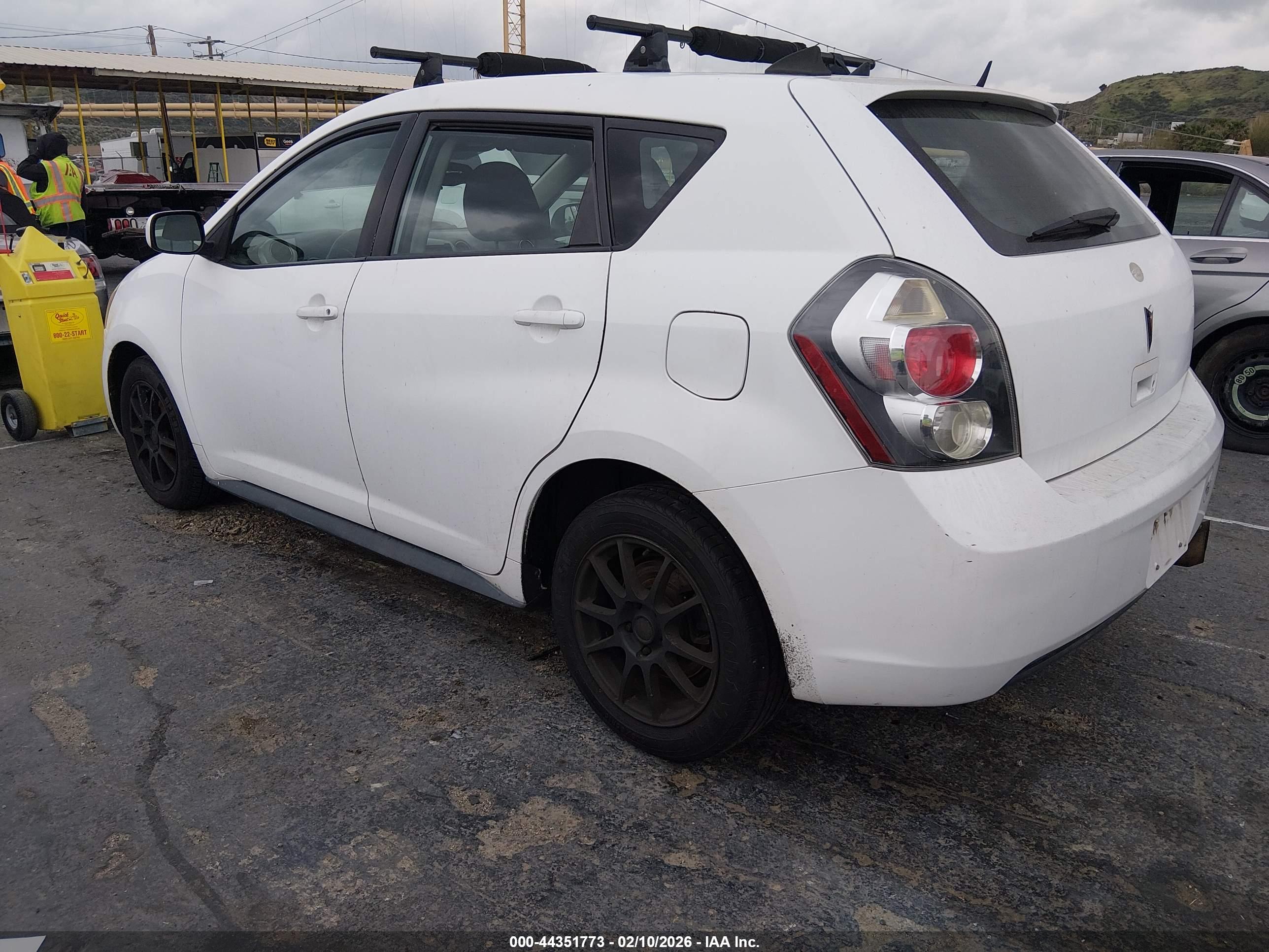 PONTIAC VIBE image 3