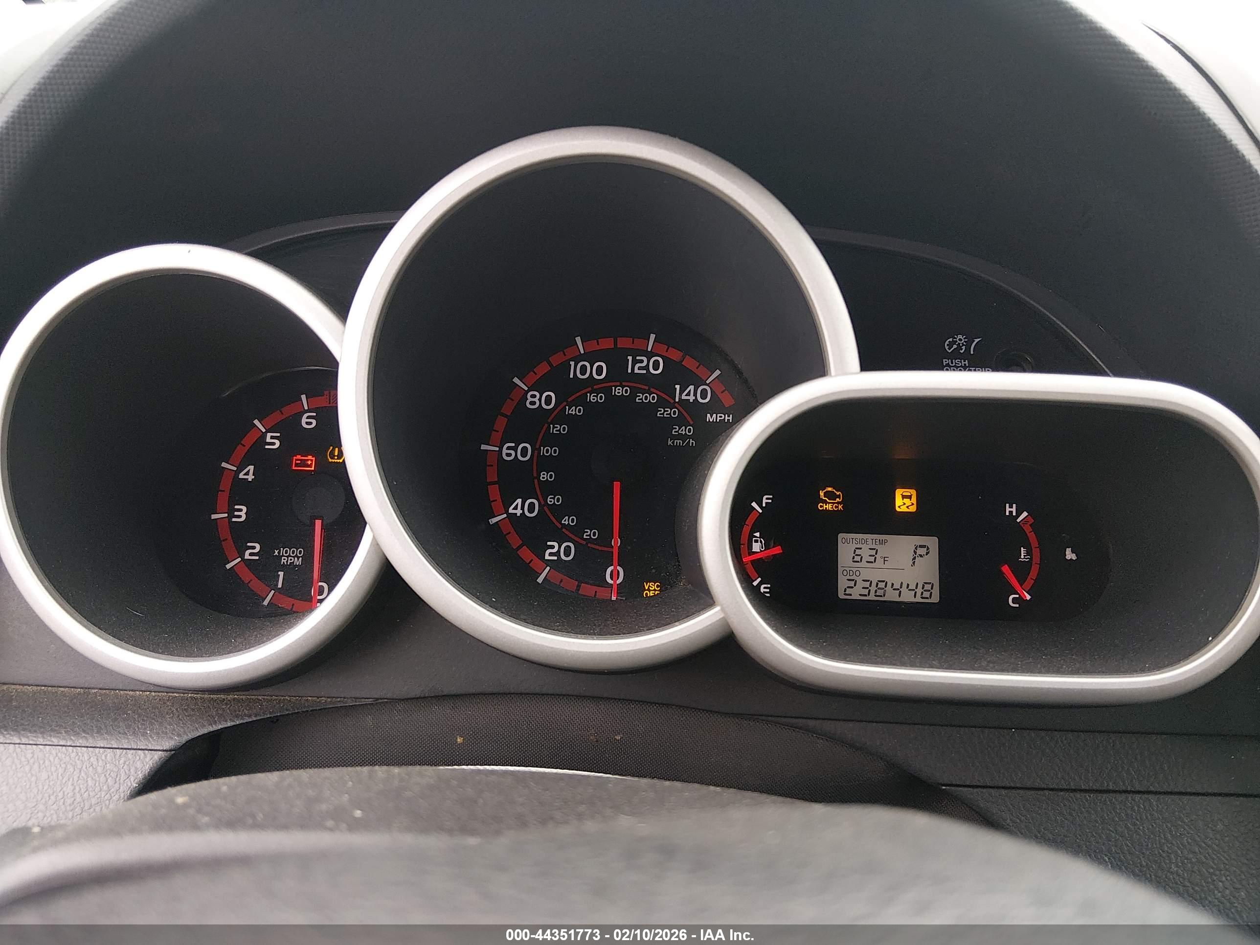 PONTIAC VIBE image 7