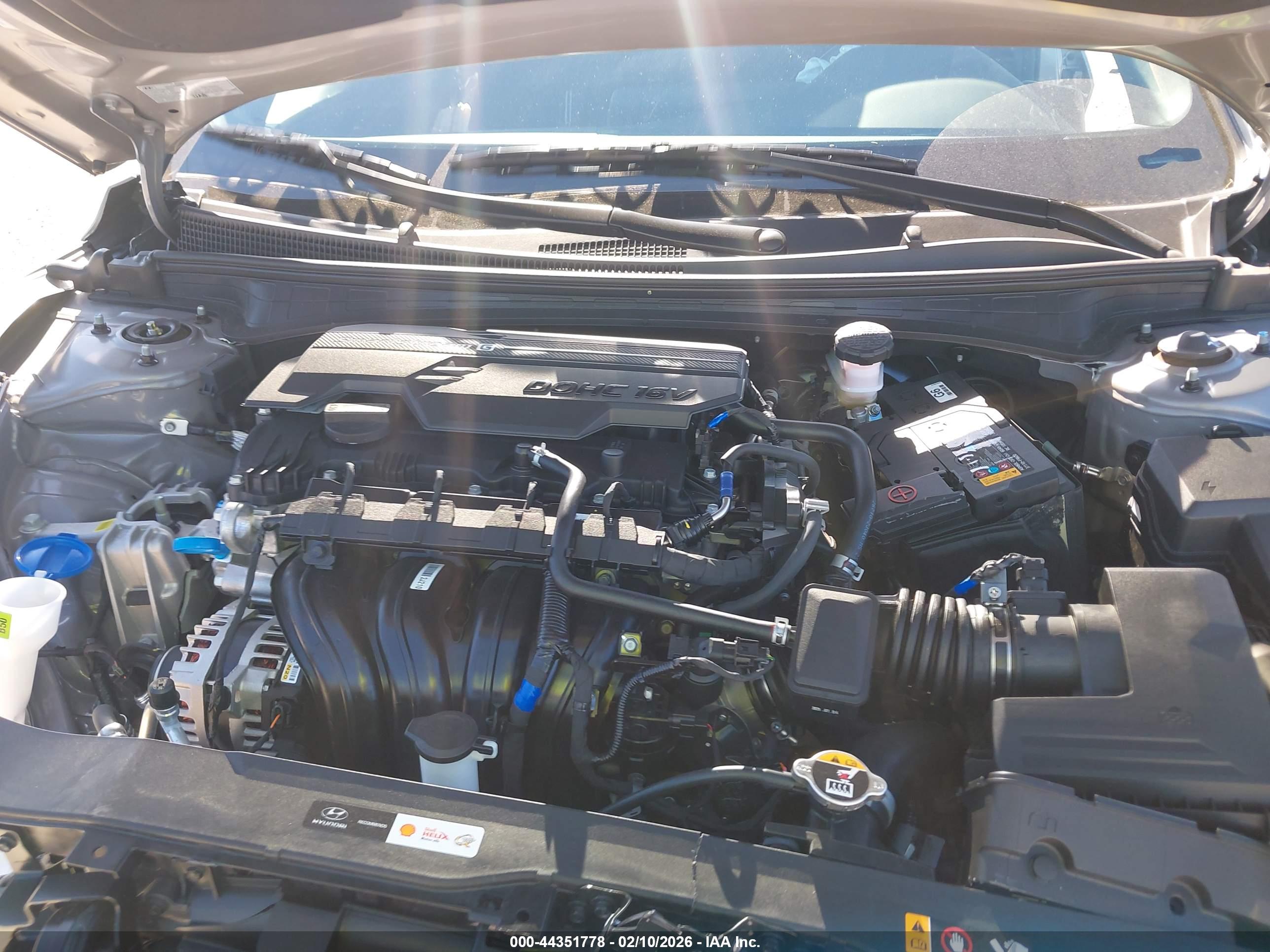 HYUNDAI ELANTRA image 10
