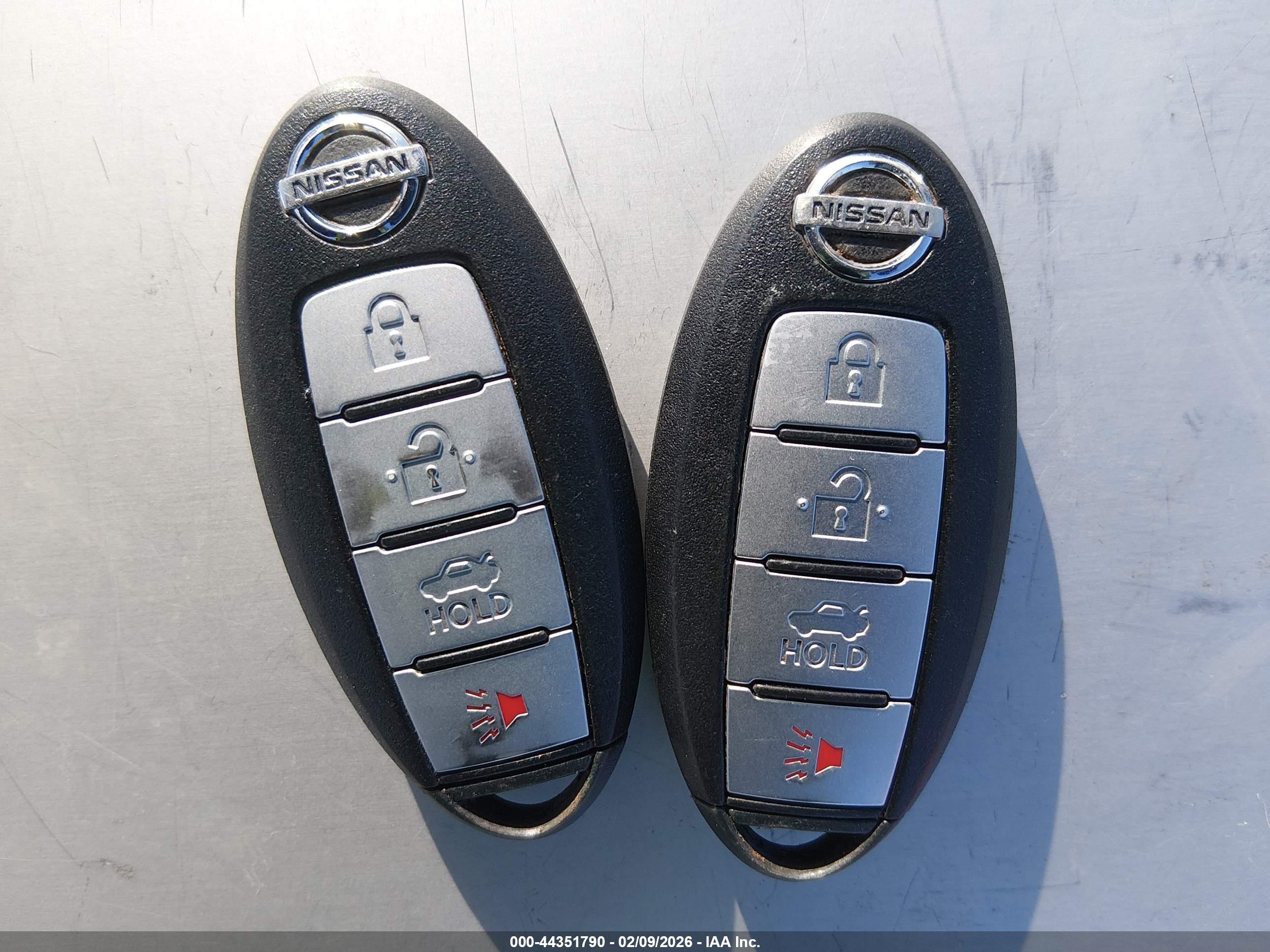 NISSAN ALTIMA image 11