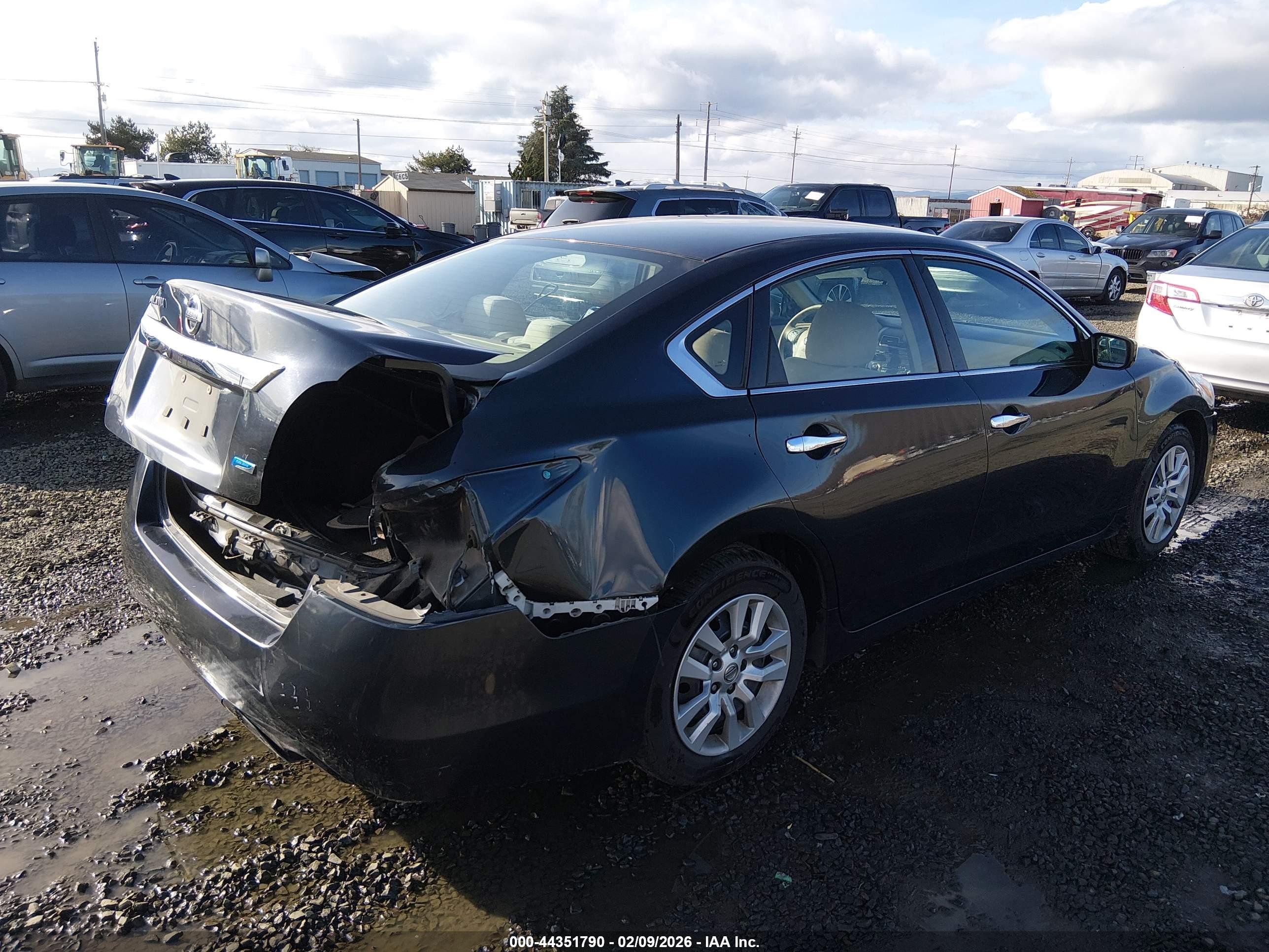 NISSAN ALTIMA image 4
