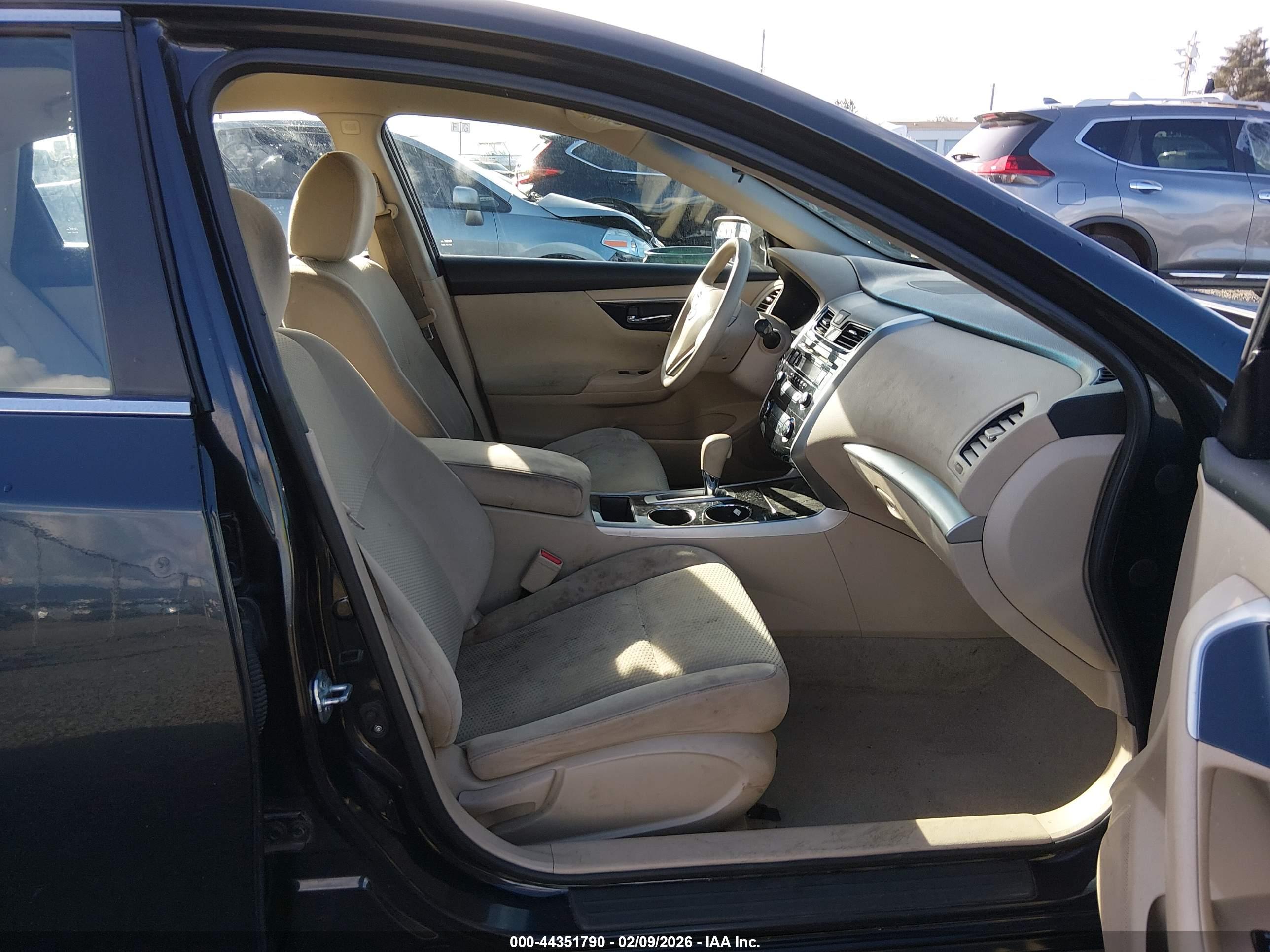 NISSAN ALTIMA image 5