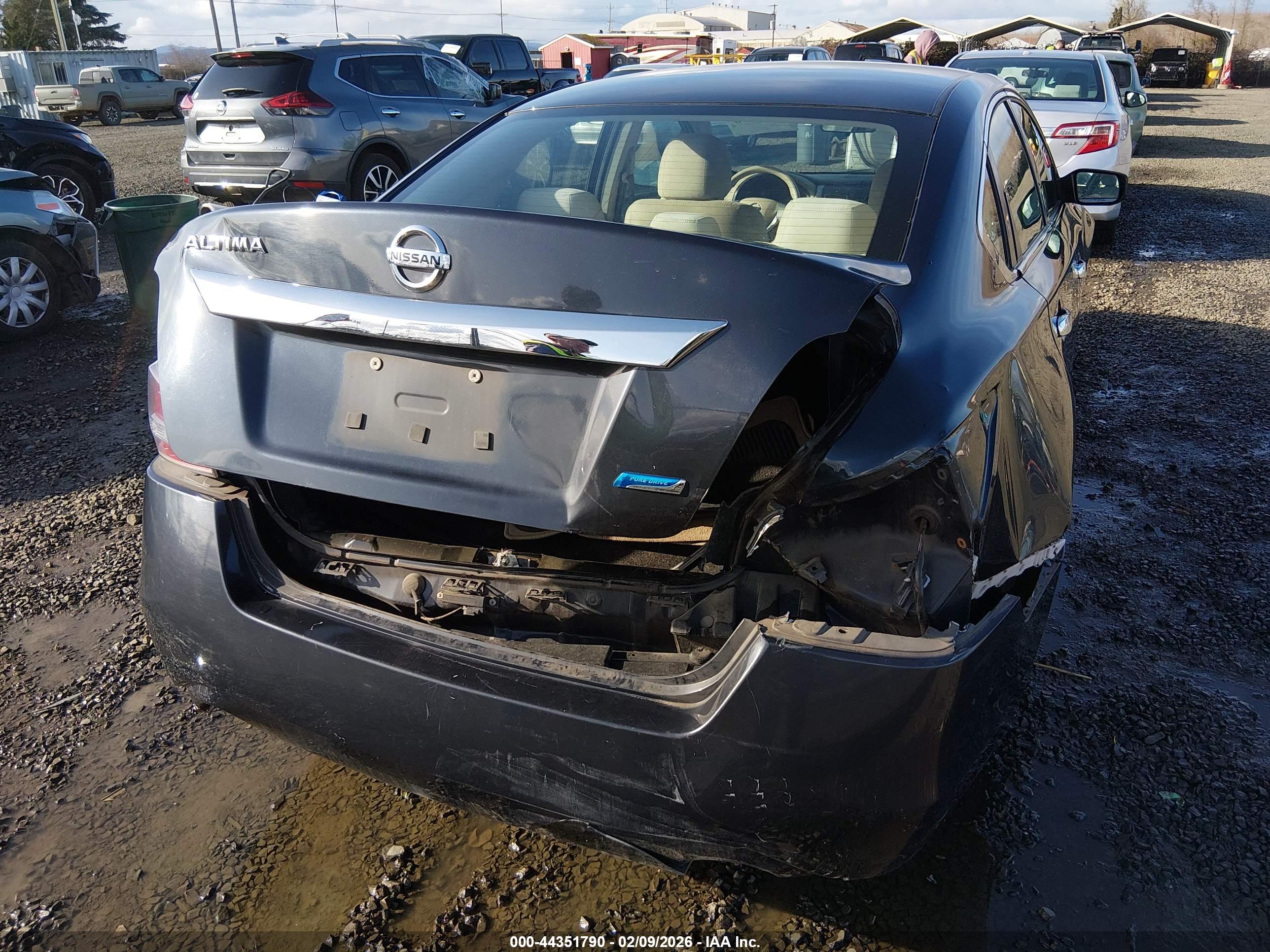 NISSAN ALTIMA image 6