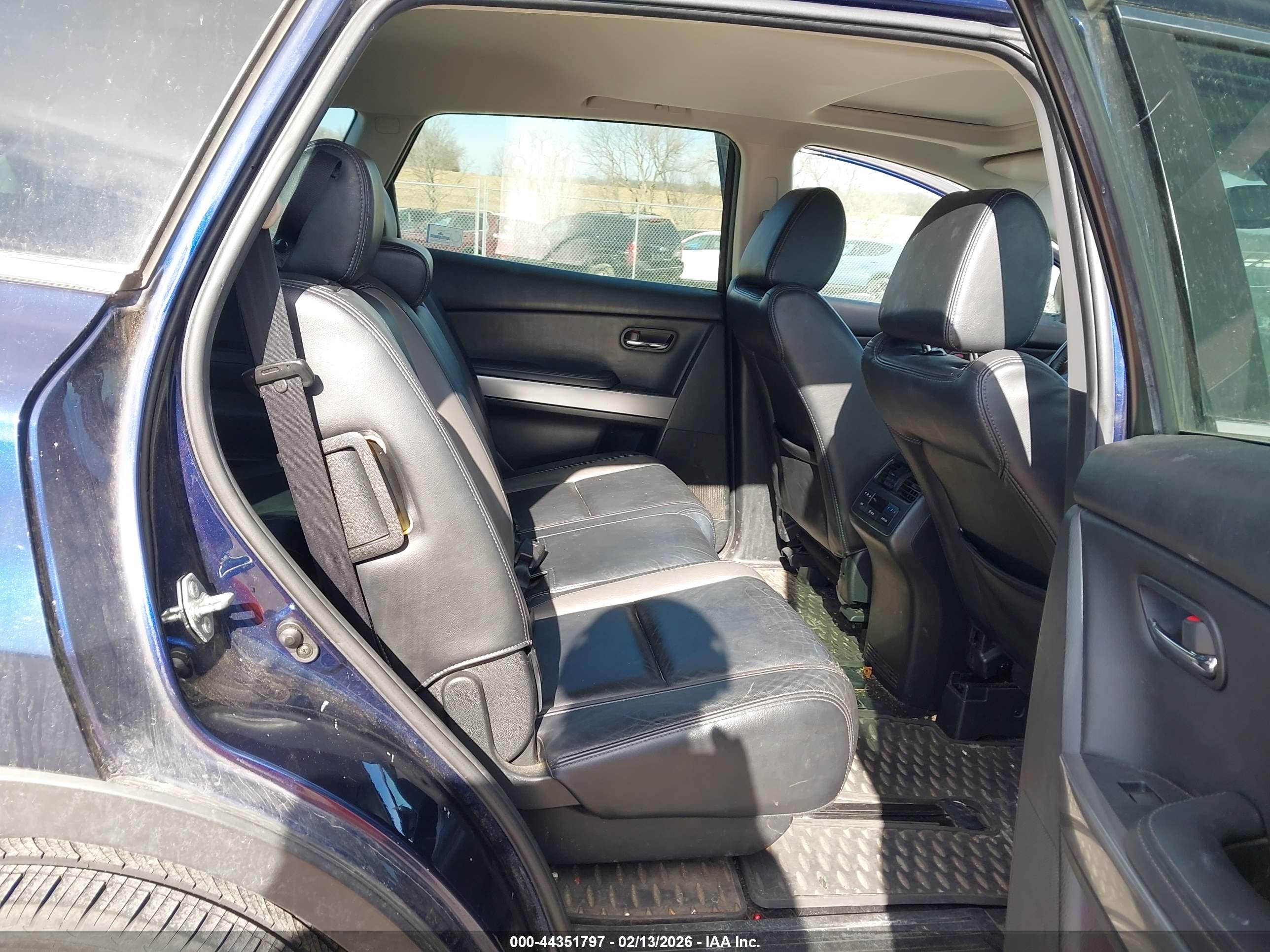 MAZDA CX-9 image 8