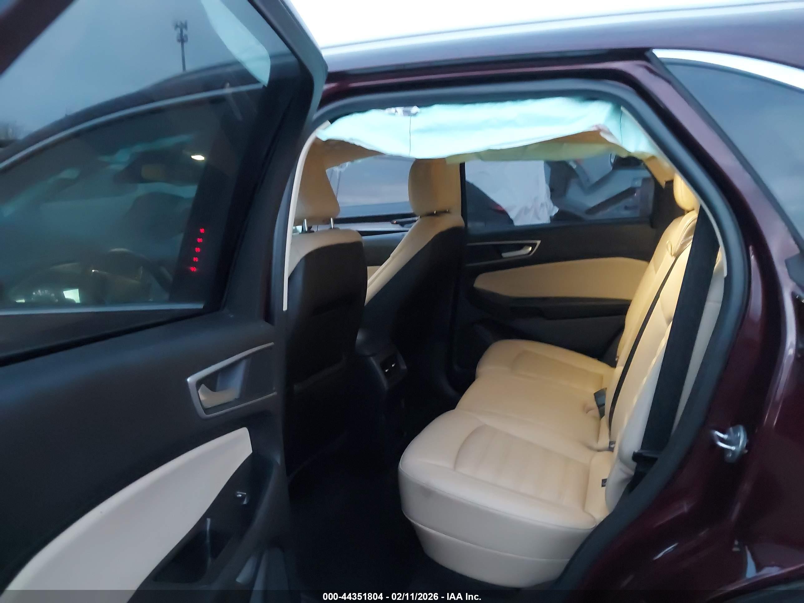FORD EDGE image 8
