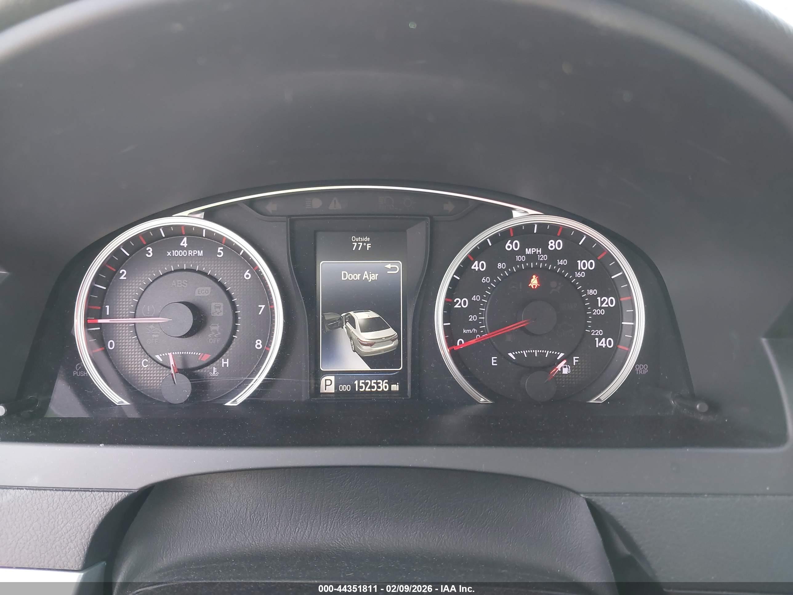 TOYOTA CAMRY image 7