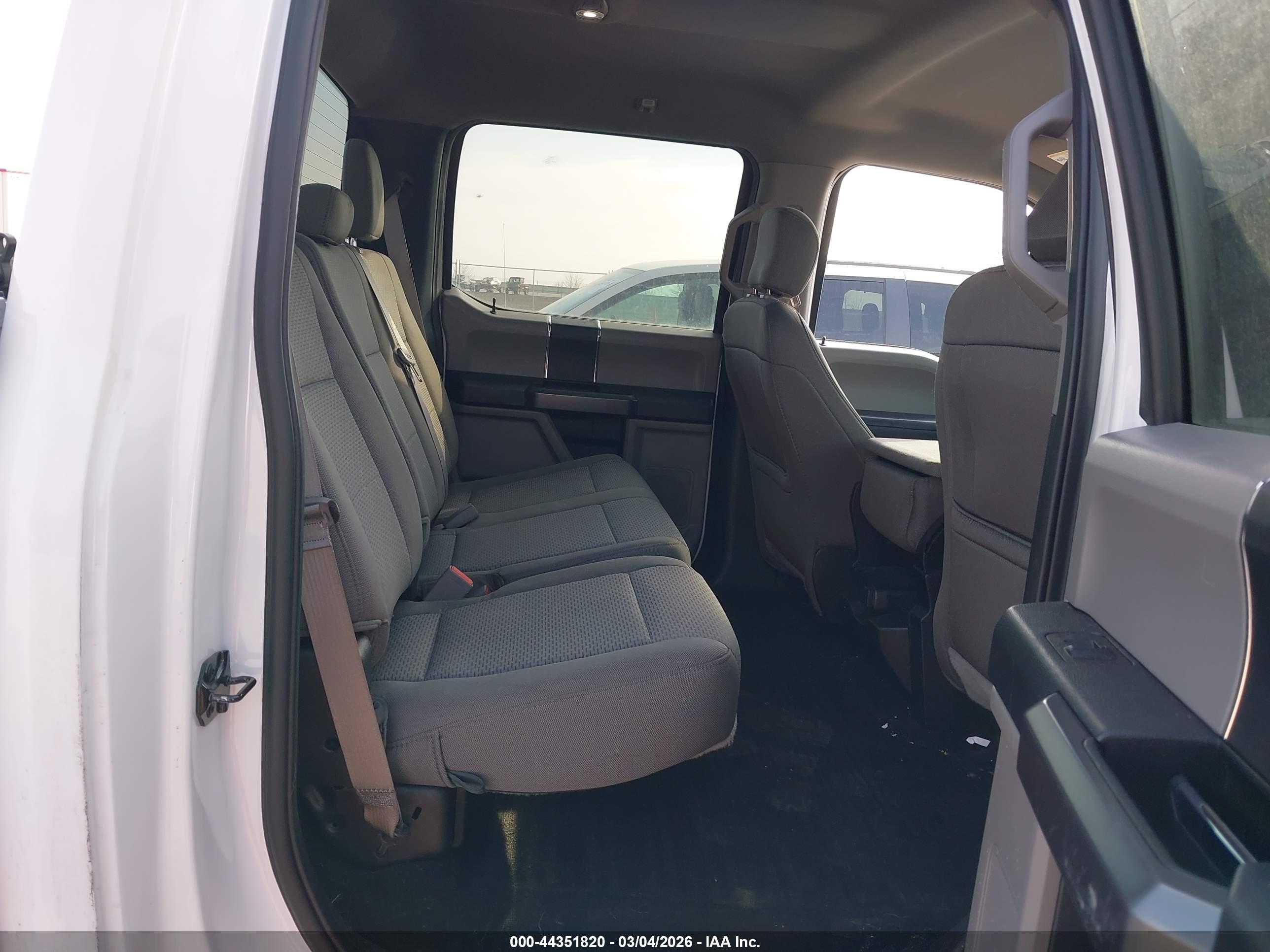 FORD F-150 image 8