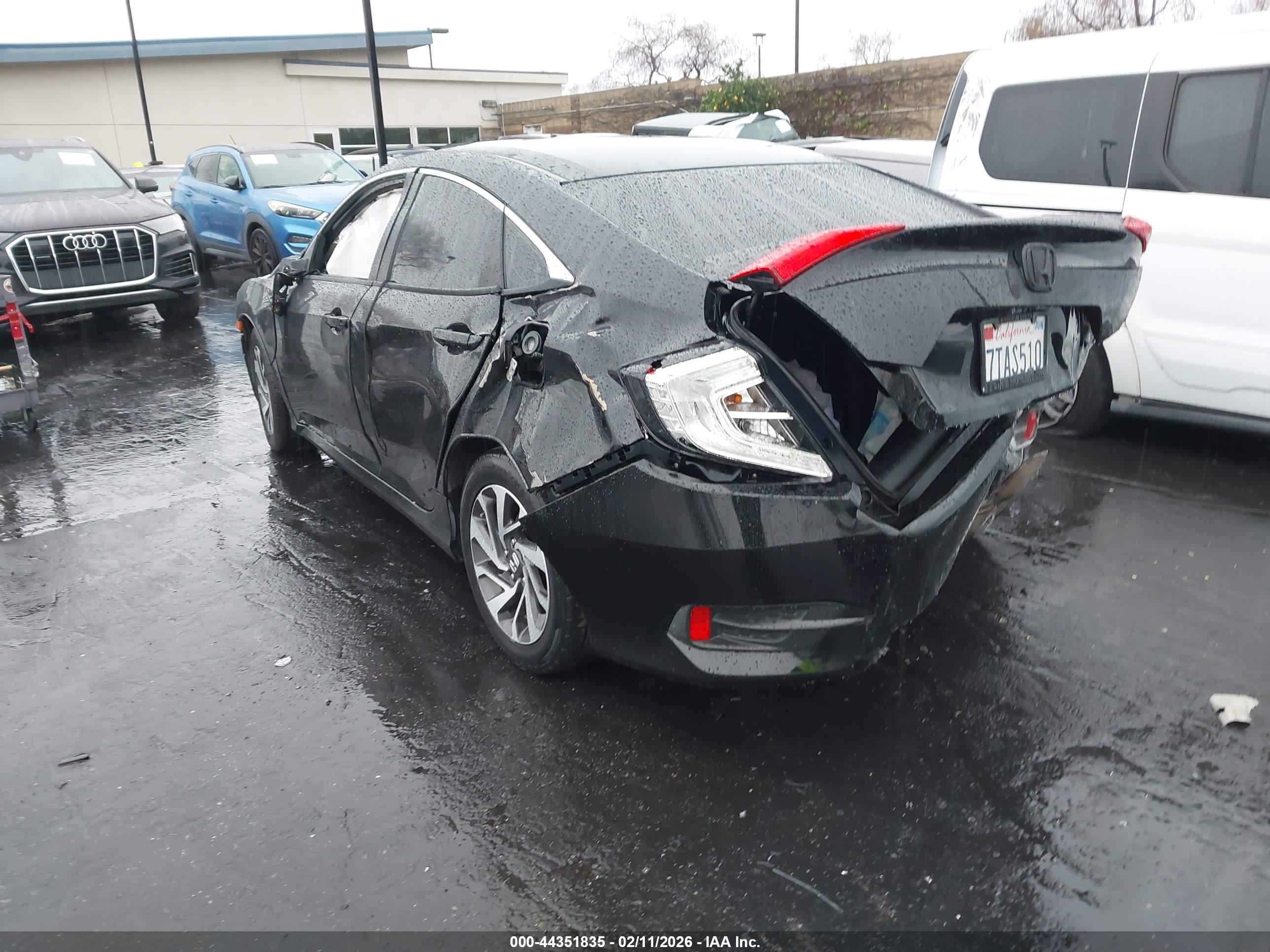 HONDA CIVIC image 3