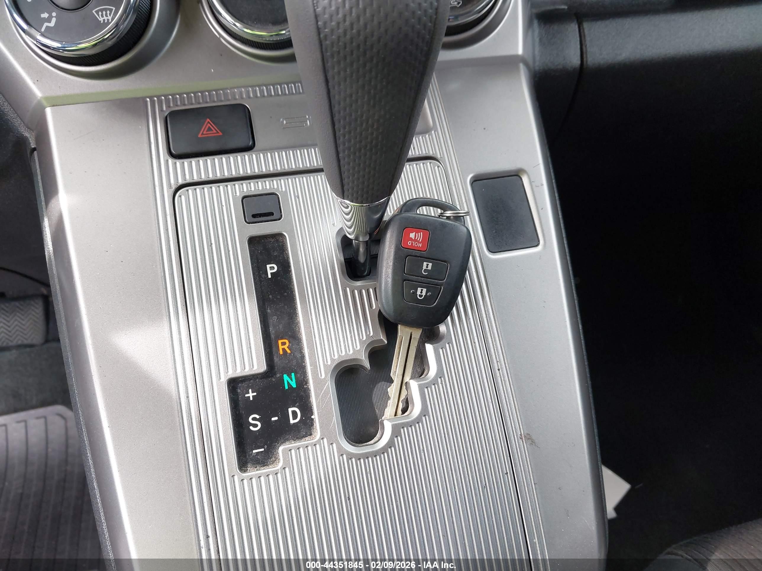 SCION XB image 11