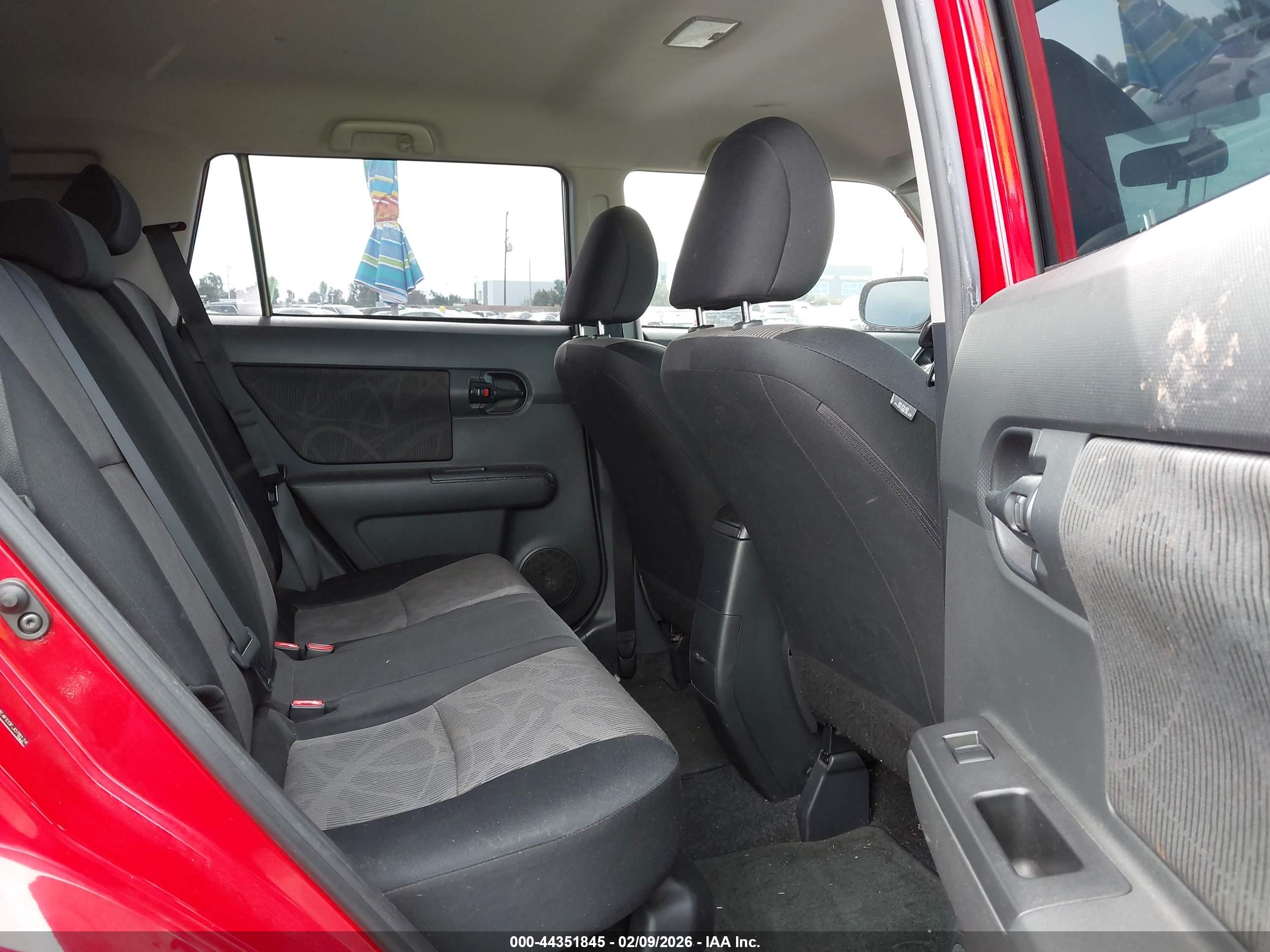 SCION XB image 8
