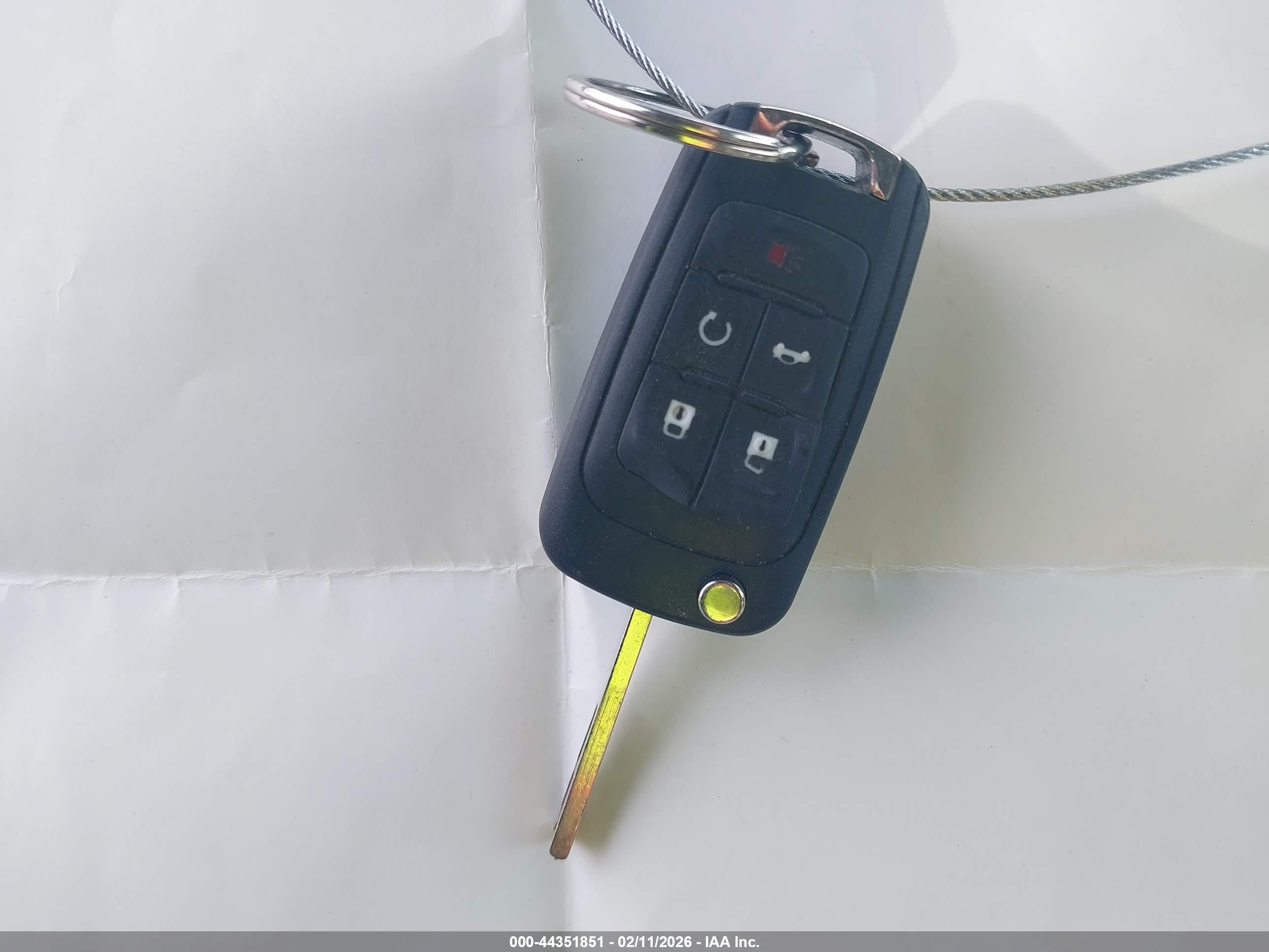 CHEVROLET EQUINOX image 11