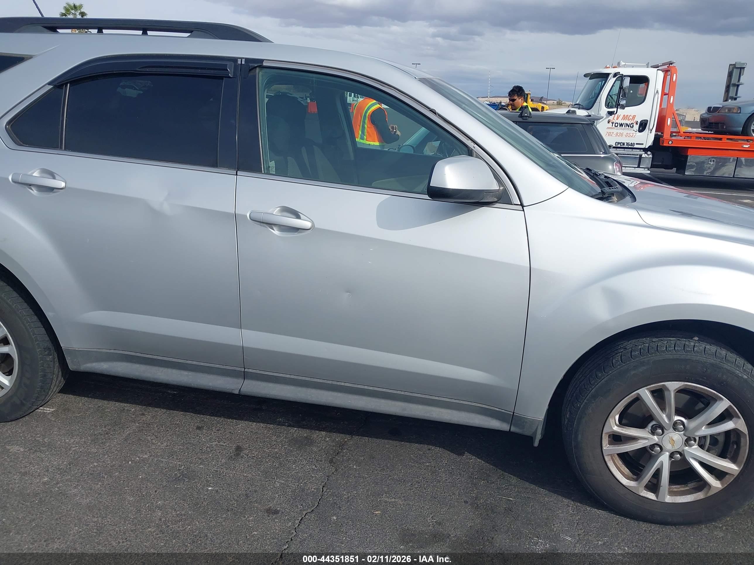 CHEVROLET EQUINOX image 6