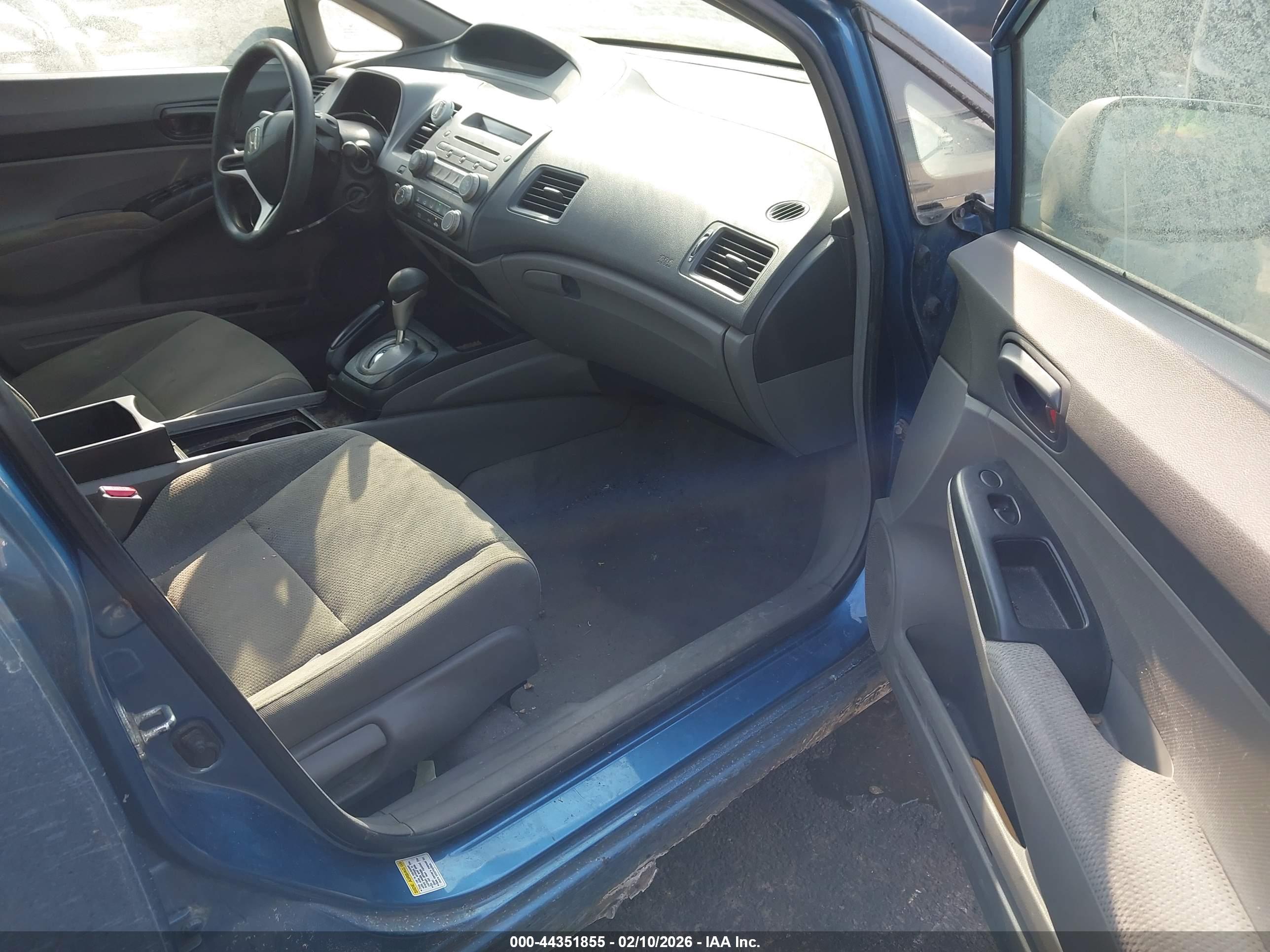 HONDA CIVIC image 5