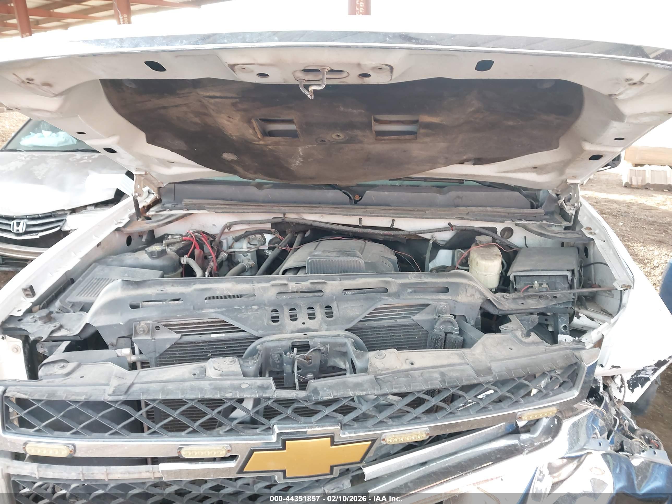 CHEVROLET SILVERADO image 10