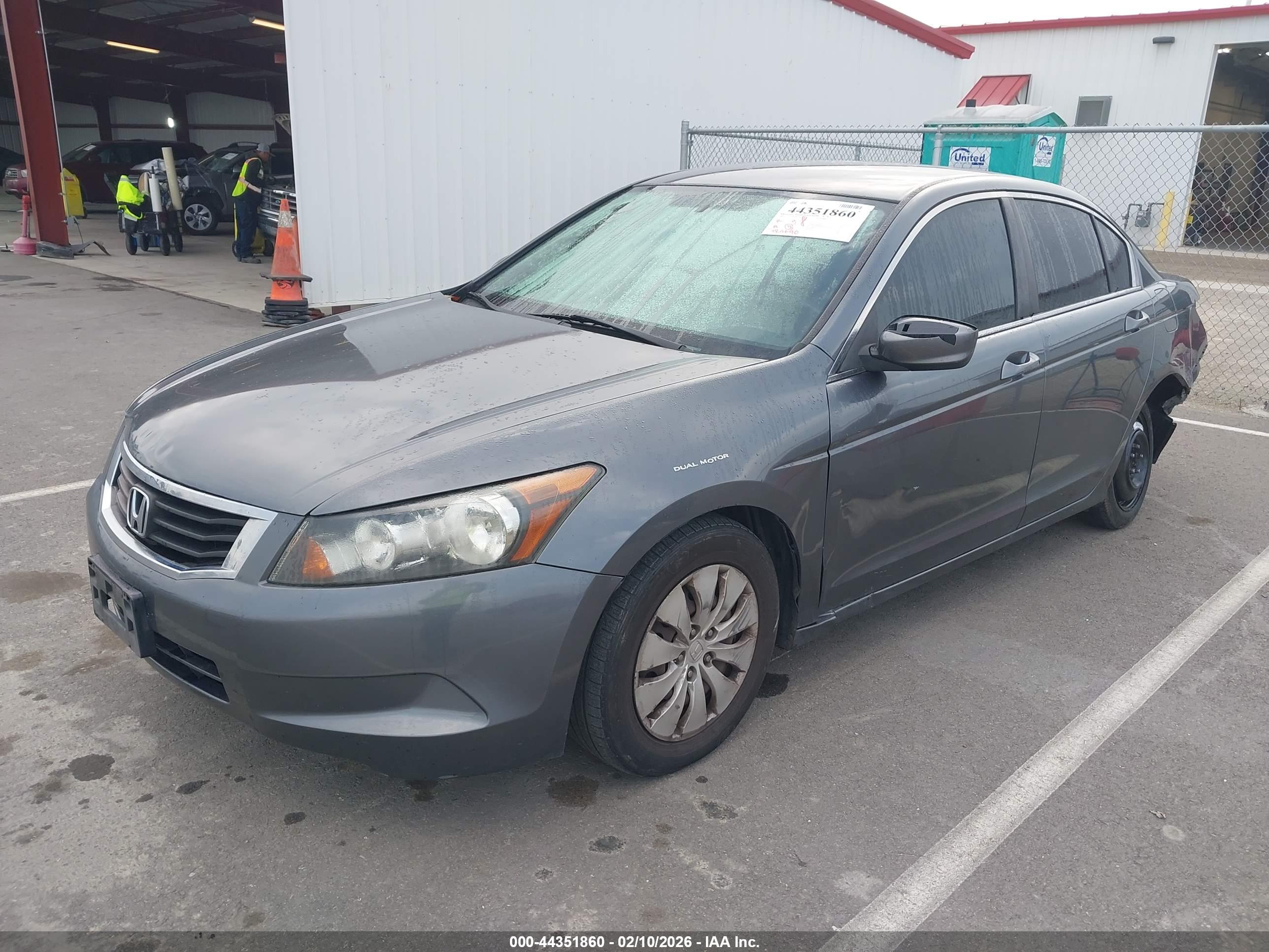 HONDA ACCORD image 2
